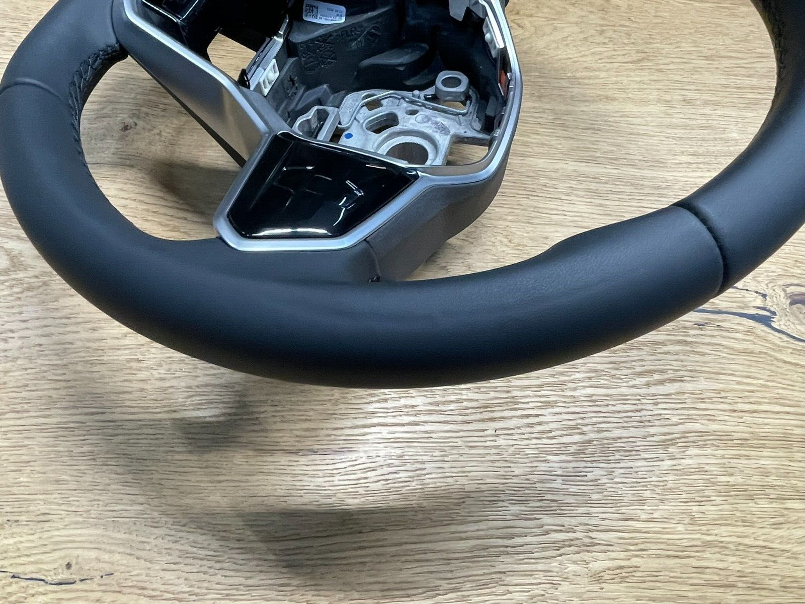 VW TOUAREG MULTIFUNKTIONS LEDER LENKRAD SPORT "R" 760419089Q FAST NEU TEST CAR - Obrázek 19