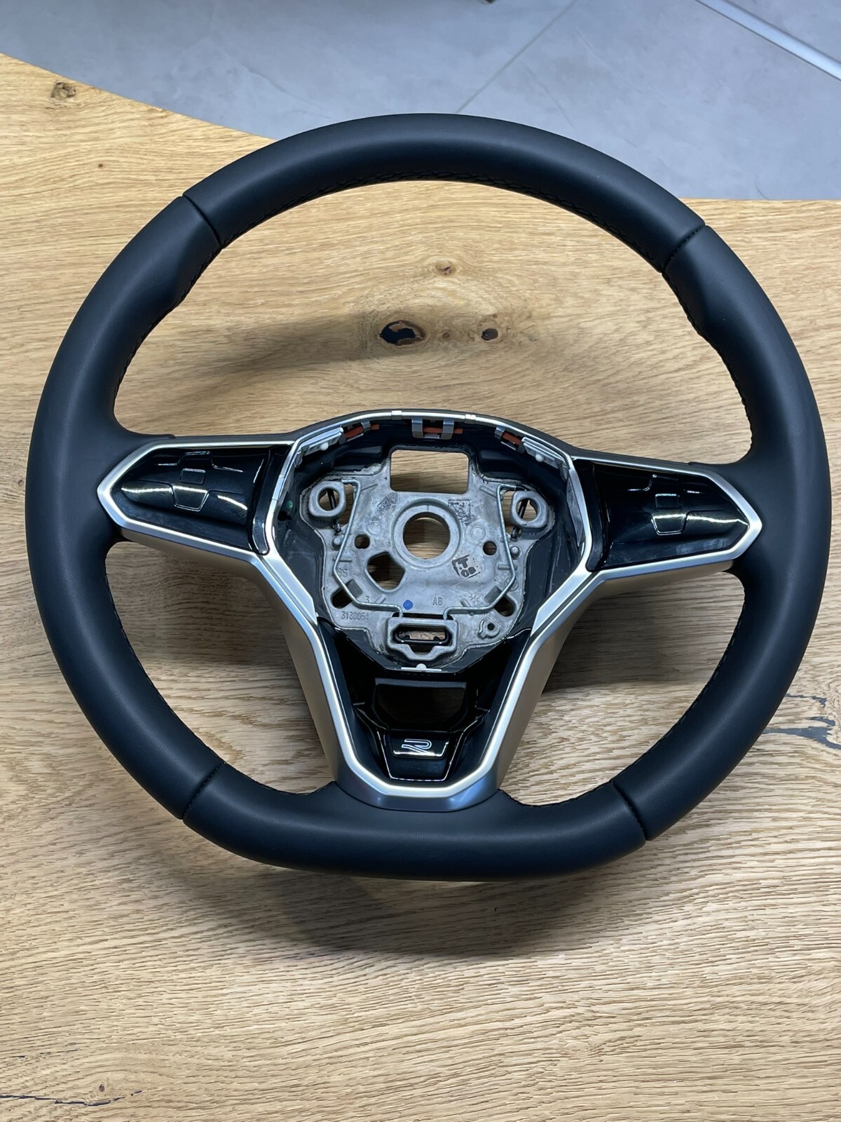 VW TOUAREG MULTIFUNKTIONS LEDER LENKRAD SPORT "R" 760419089Q FAST NEU TEST CAR