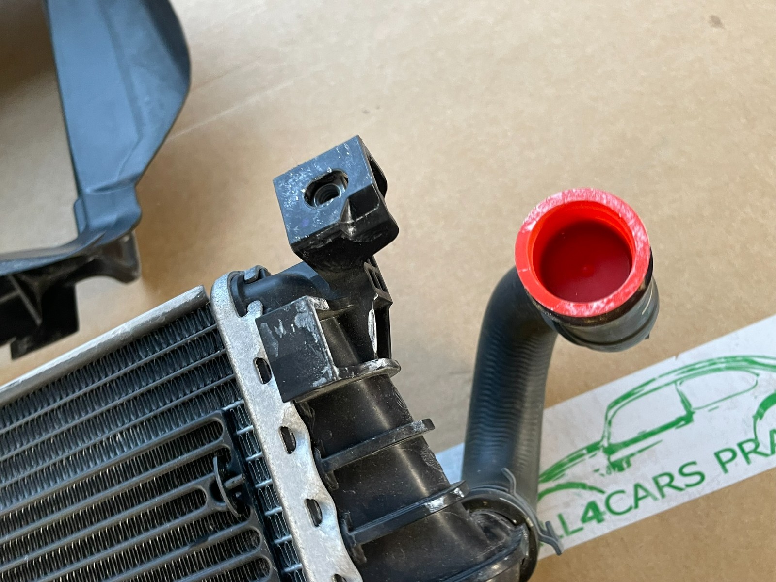 VW TOUAREG ZUSATZKÜHLER FÜR KÜHLMITTEL 3.0 L BENZIN RECHTS 7P0121212K TEST ORIG - Obrázek 12