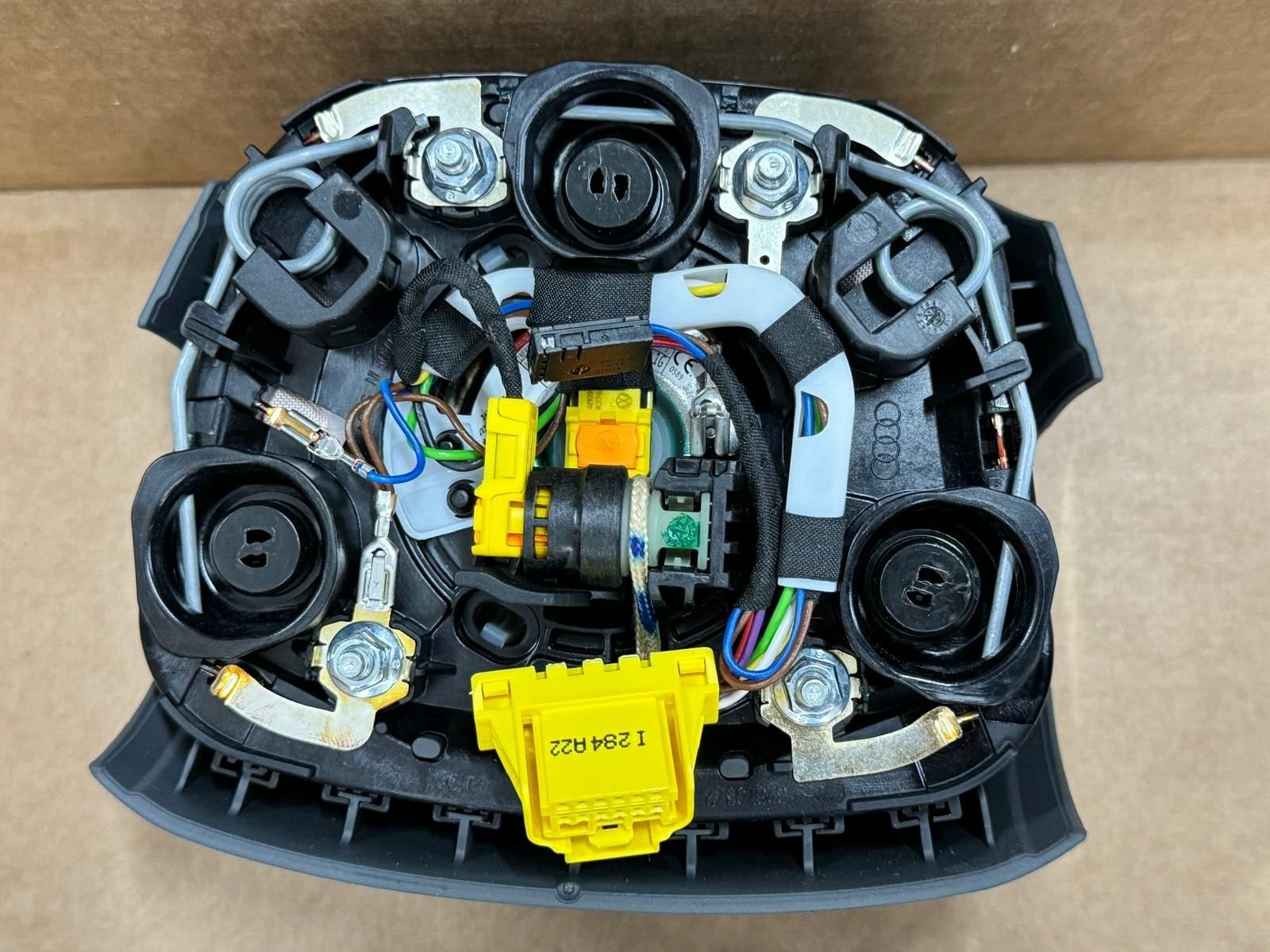 4M0880201S AUDI LENKRAD FAHRER AUDI A.I.R.B.A.G GRAU 4M0 880 201 S - ORIG.NEU !! - Obrázek 5