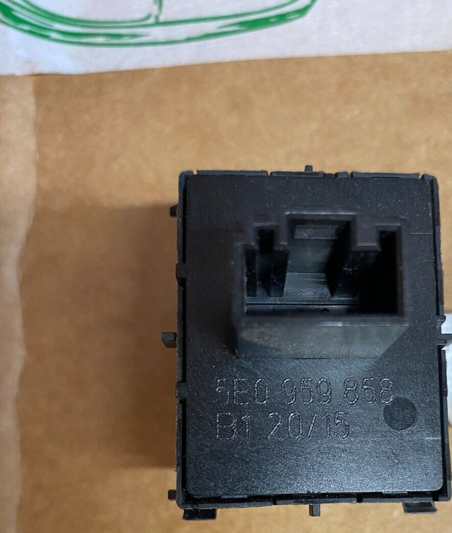 5E0959858 SKODA OCTAVIA 3 FAHRER SCHALTER FÜR EL. FENSTERHEBER VORN 5E0959858 OE - Obrázek 3