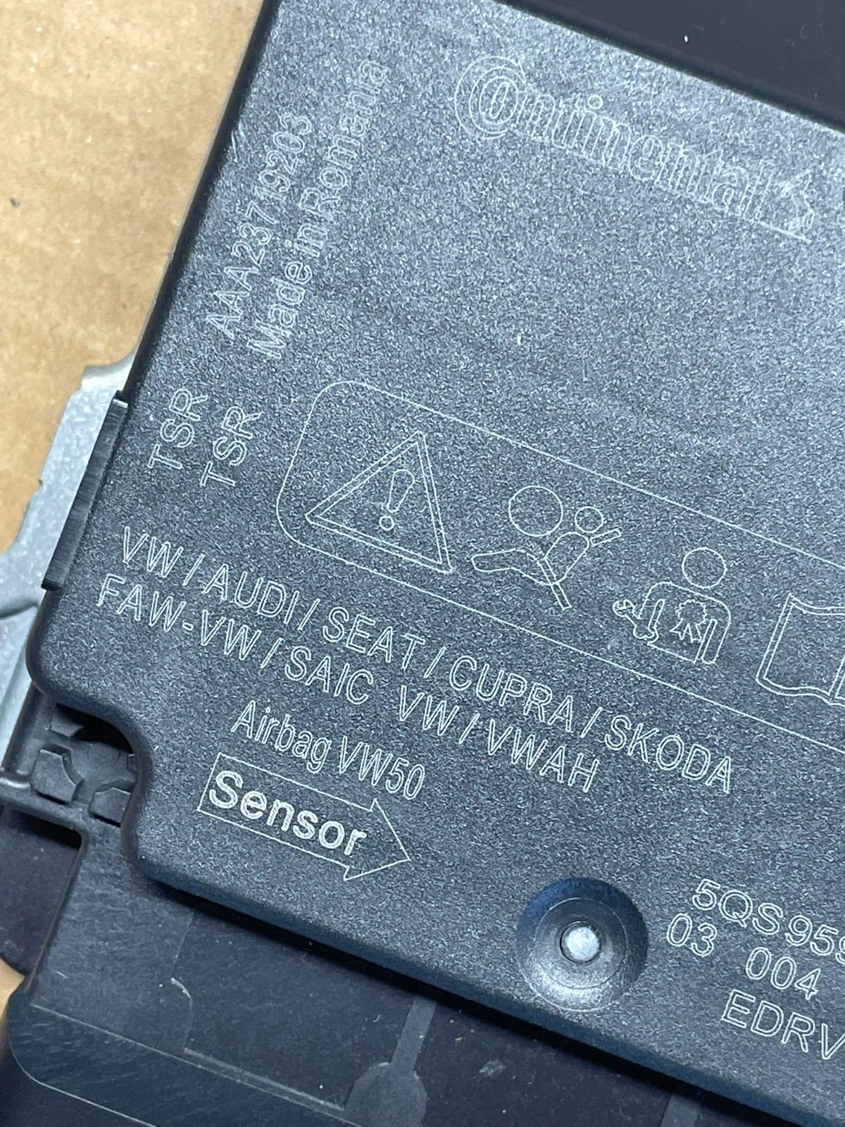 5QS959655E AUDI VW ŠKODA SEAT CUPRA STEUERGERÄT FÜR AIRBAG 5QS959655E ORIG.NEU ! - Obrázek 3