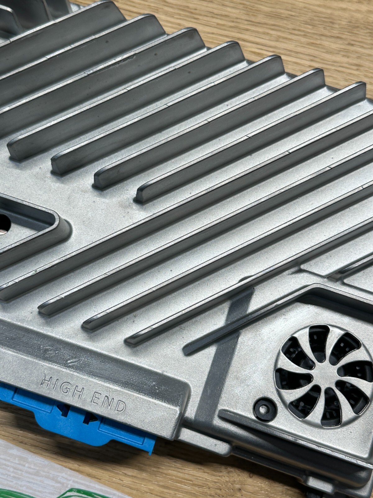 A0009007439 MERCEDES-BENZ W192 W223 W232 VERSTARKER BURMESTER A0009007439 - Obrázek 5