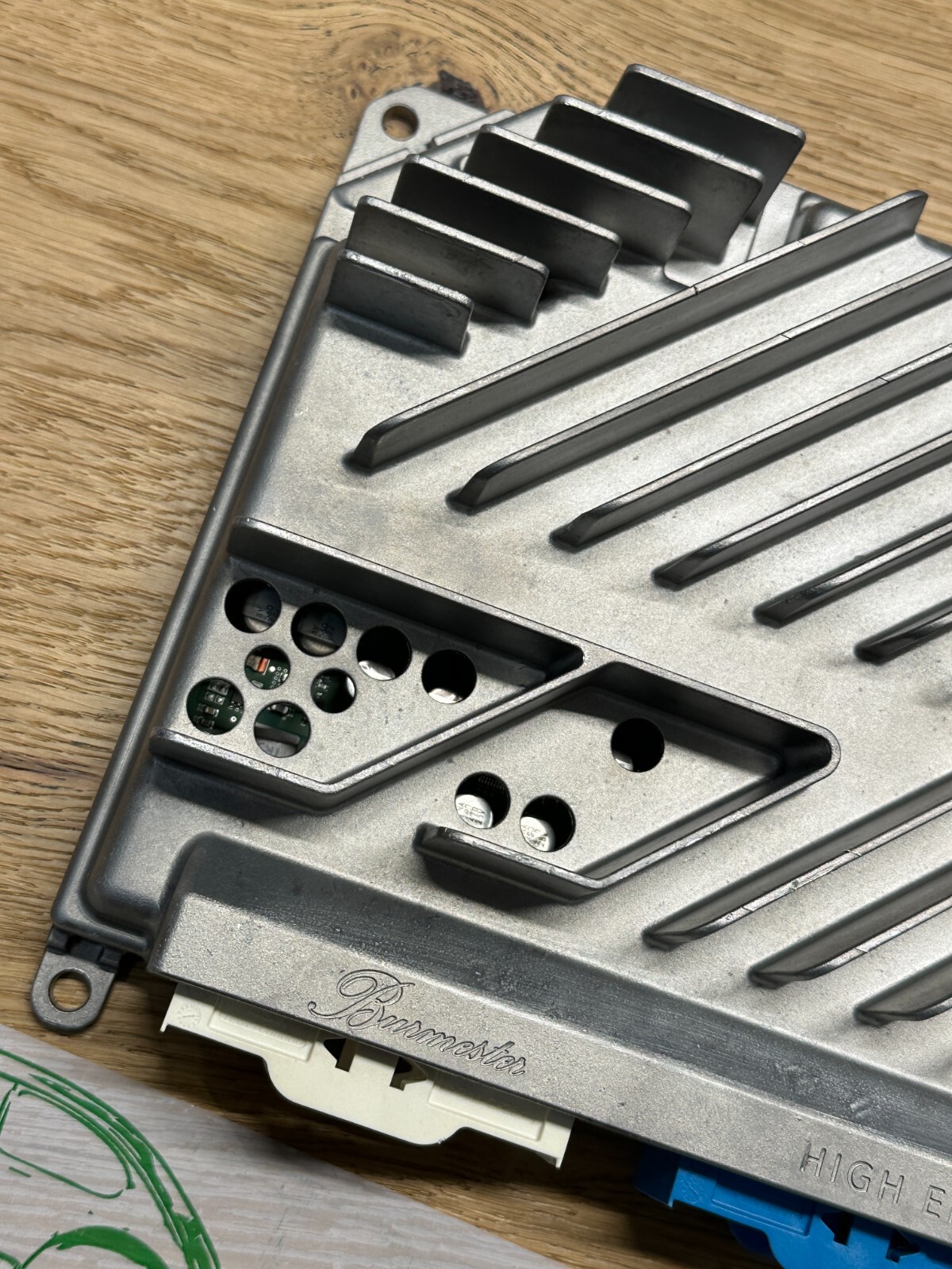 A0009007439 MERCEDES-BENZ W192 W223 W232 VERSTARKER BURMESTER A0009007439 - Obrázek 7