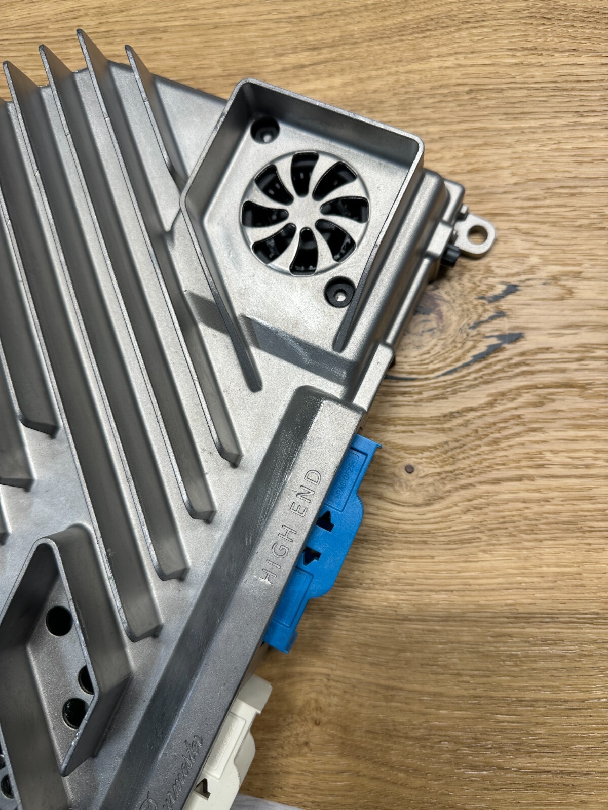 A0009007439 MERCEDES-BENZ W192 W223 W232 VERSTARKER BURMESTER A0009007439 - Obrázek 10