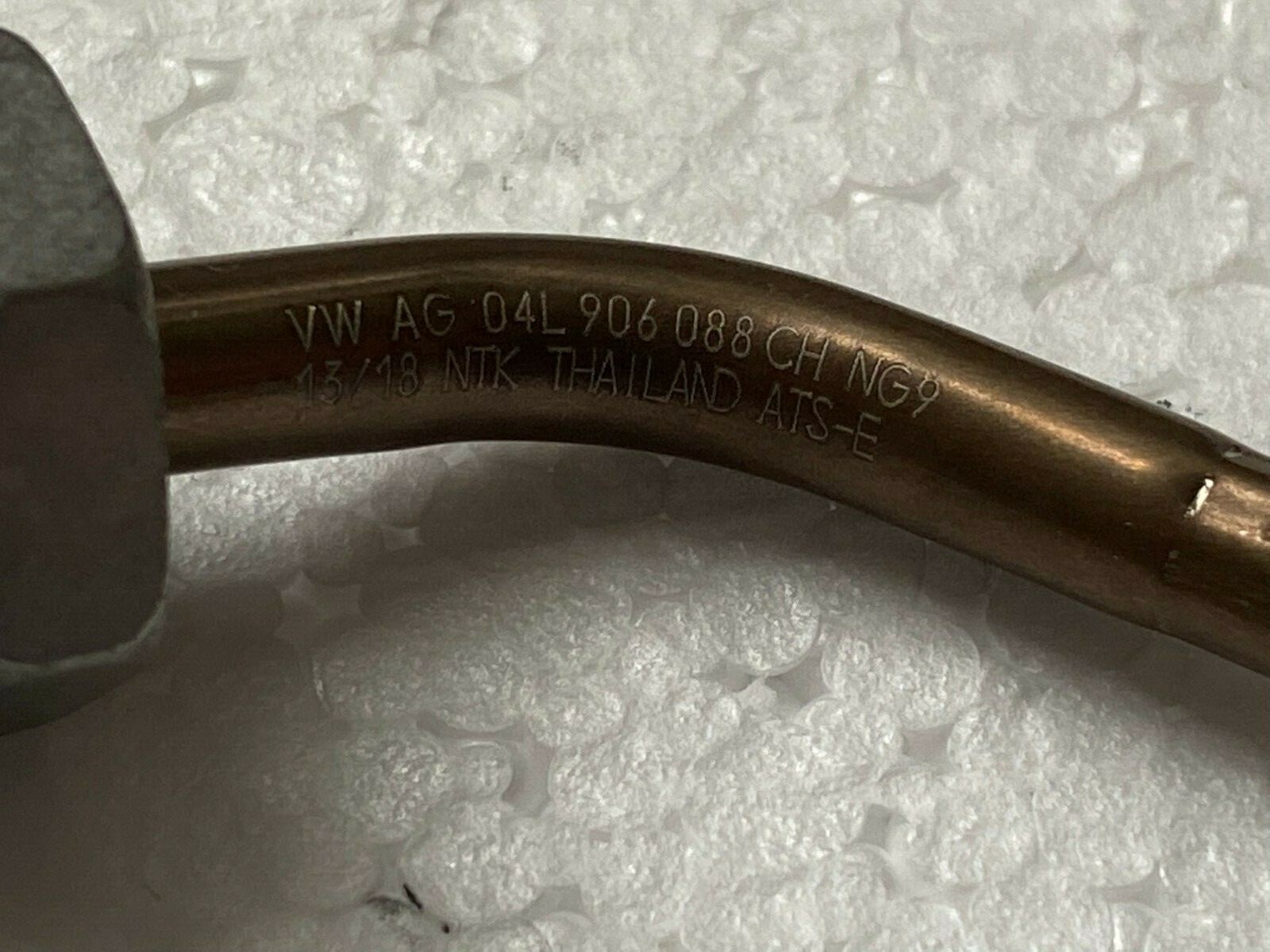 ABGASTEMPERATURSENSOR SKODA FABIA,RAPID 04L906088CH / 04L 906 288 CH ORIG. NEU!! - Obrázek 3