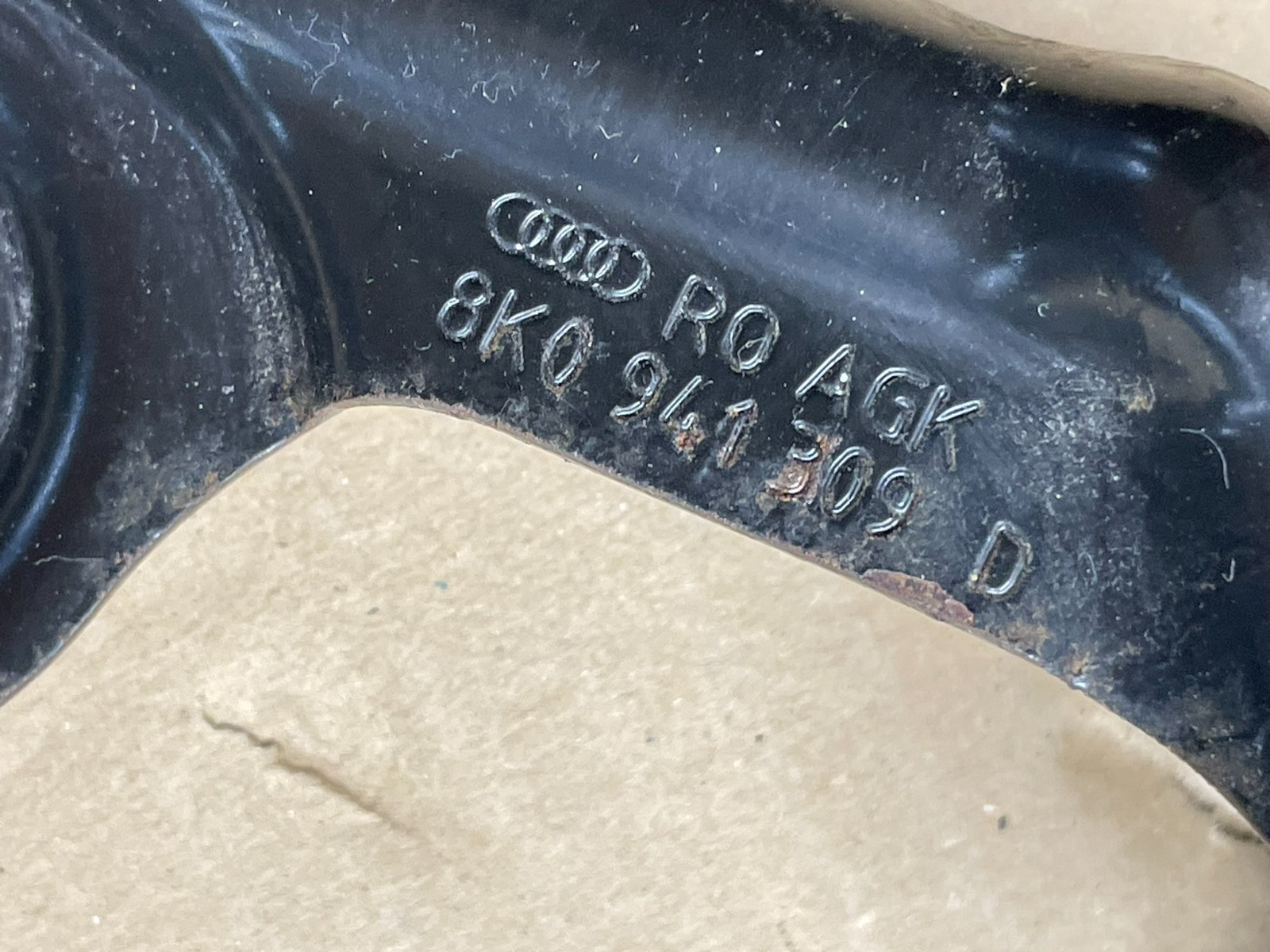 AUDI A4 A5 NIVEAUSENSOR LEUCHTWEITENREGELUNG HINTEN LINKS 8K0941309D + 8K0907503 - Obrázek 12