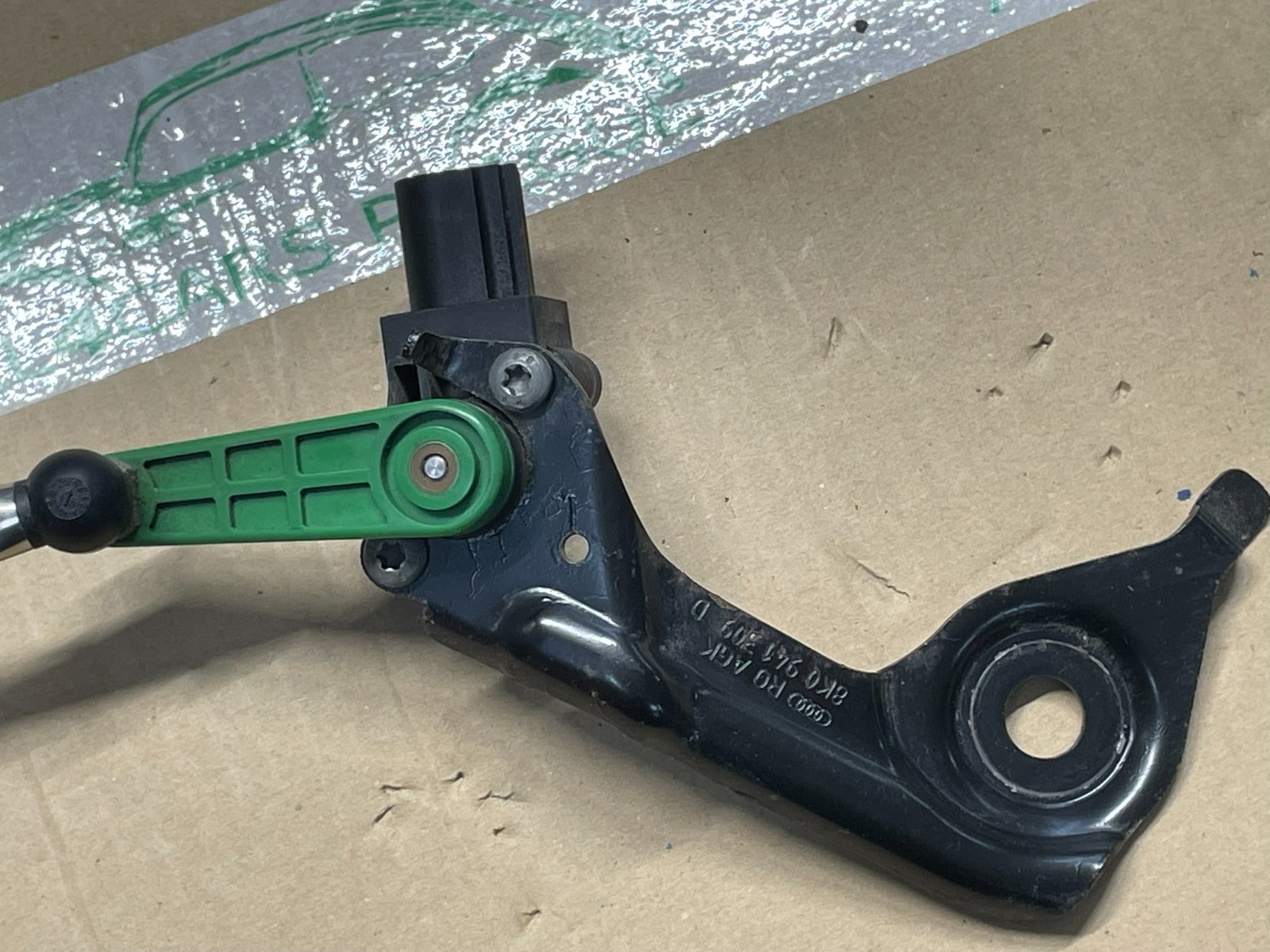 AUDI A4 A5 NIVEAUSENSOR LEUCHTWEITENREGELUNG HINTEN LINKS 8K0941309D + 8K0907503 - Obrázek 15