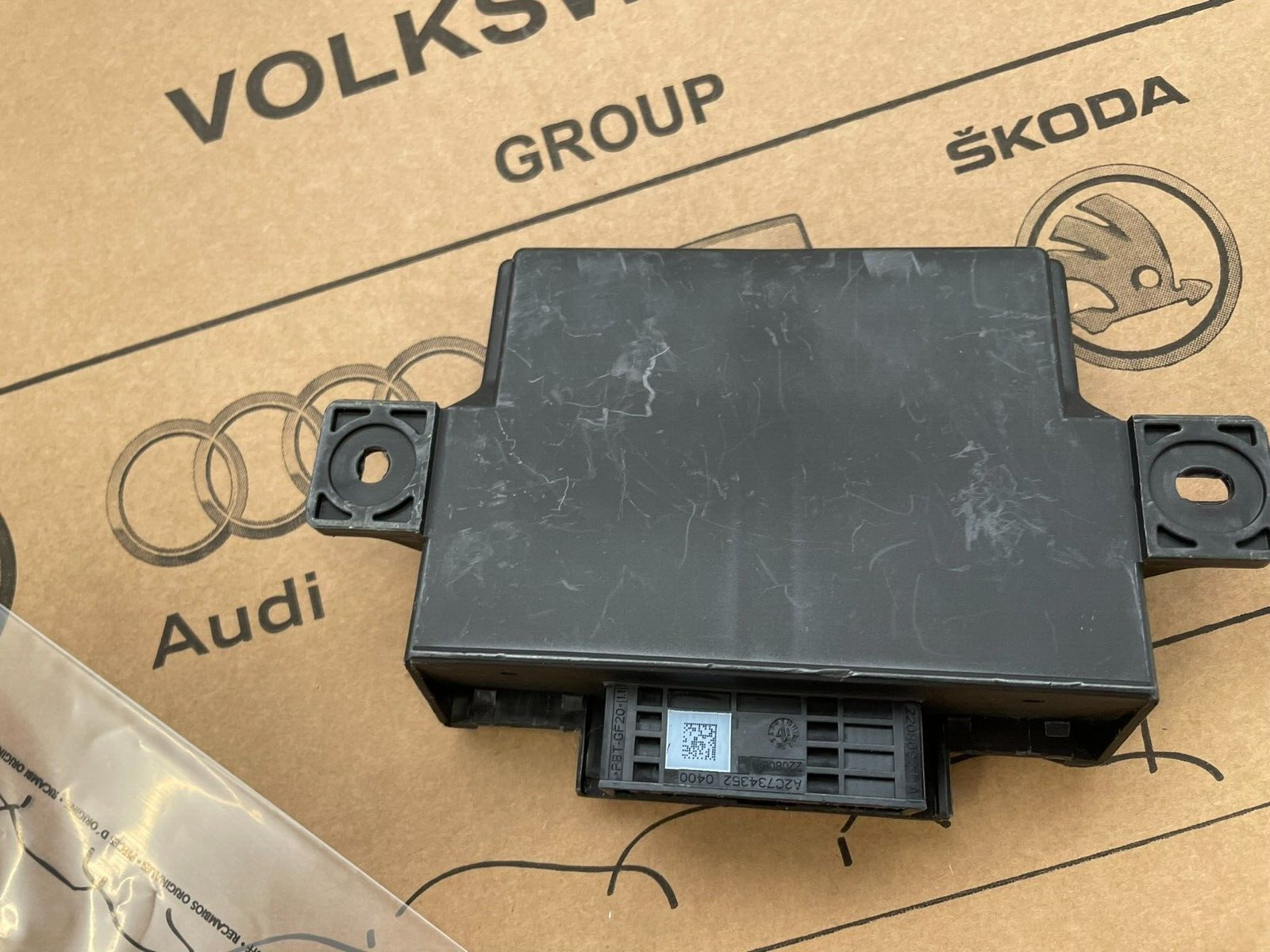 AUDI A6,A7,A8 VW.. DIAGNOSE-INTERFACE FÜR DATENBUS (GATEWAY) 4N2907468K ORIGINAL - Obrázek 14
