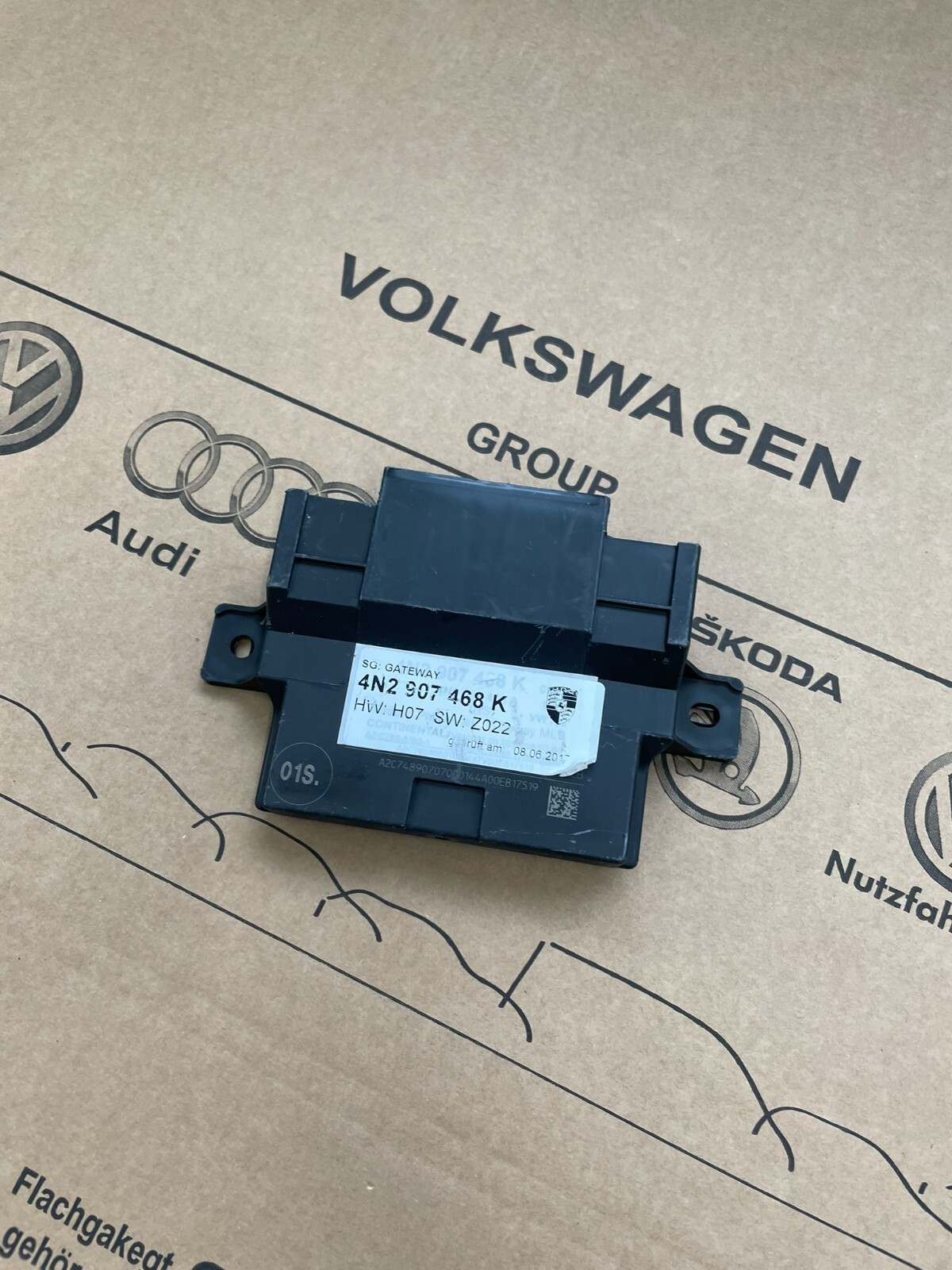 AUDI A6,A7,A8 VW.. DIAGNOSE-INTERFACE FÜR DATENBUS (GATEWAY) 4N2907468K ORIGINAL - Obrázek 7