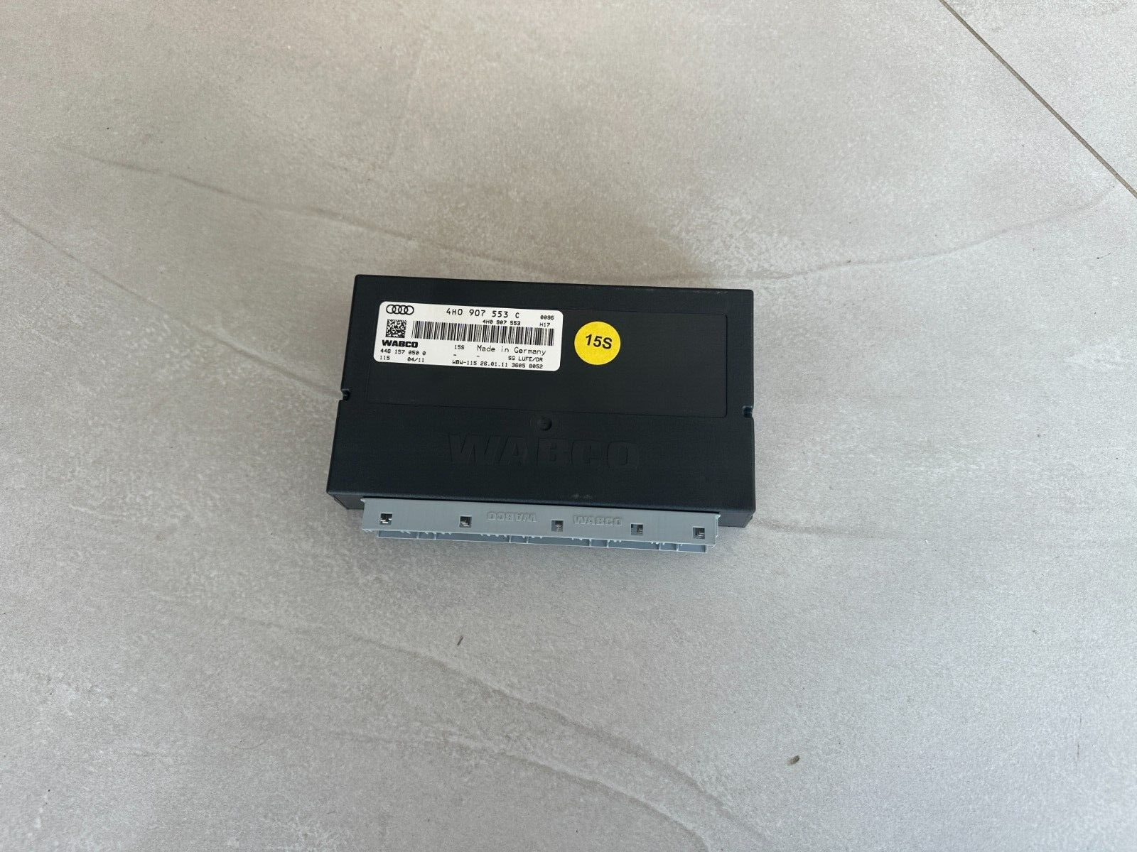 AUDI A8 LUFTFAHRWERK-FEDERUNG STEUERGERÄT 4H0907553C FAST NEU DEM.VOM TEST WAGEN - Obrázek 4