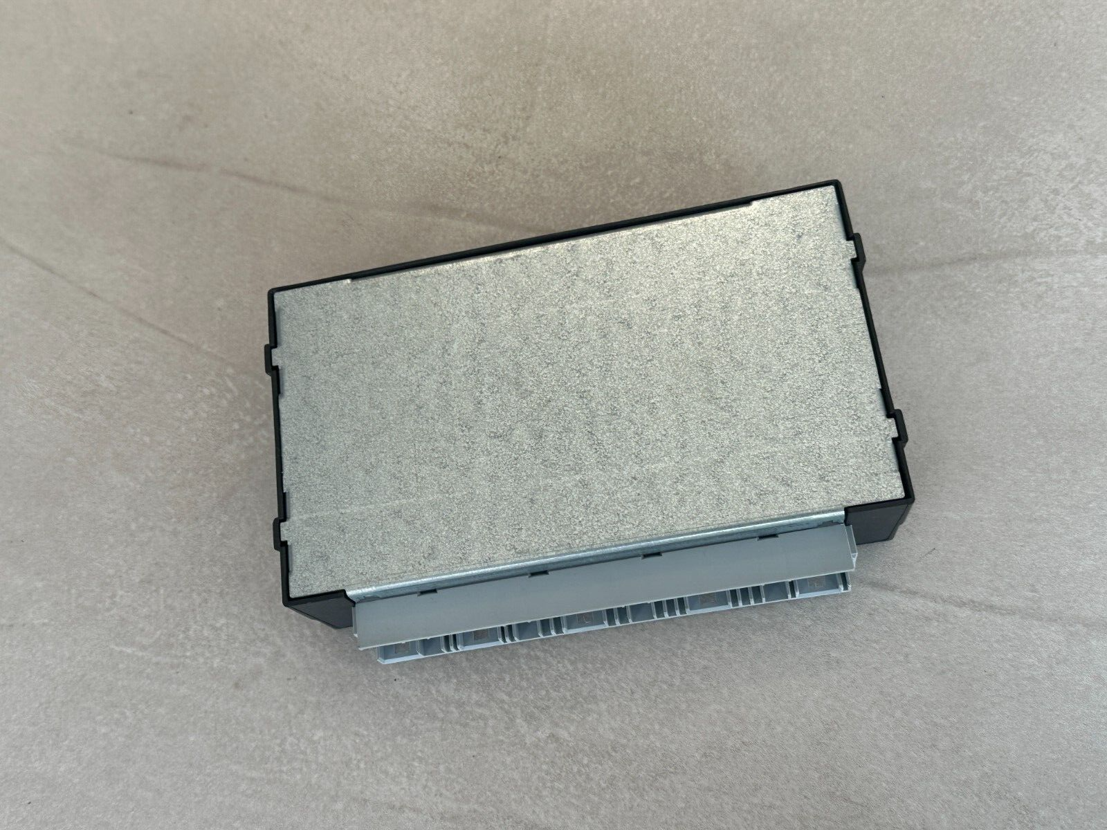 AUDI A8 LUFTFAHRWERK-FEDERUNG STEUERGERÄT 4H0907553C FAST NEU DEM.VOM TEST WAGEN - Obrázek 6