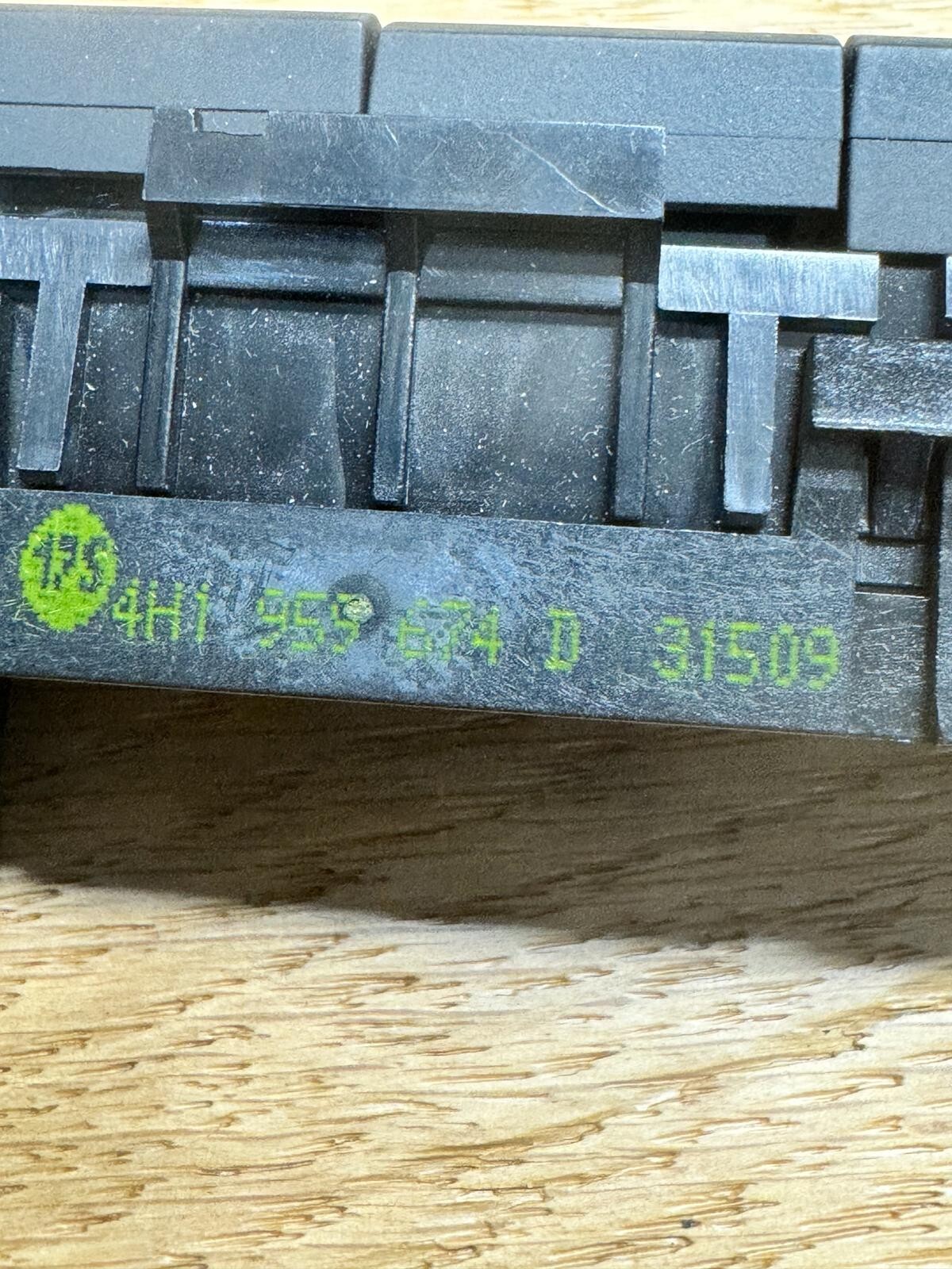 AUDI A8/S8 MEHRFACHSCHALTER SCHALTER 4H1959674D MULTIPLE SWITCH 4H1 959 674 D OE - Obrázek 5