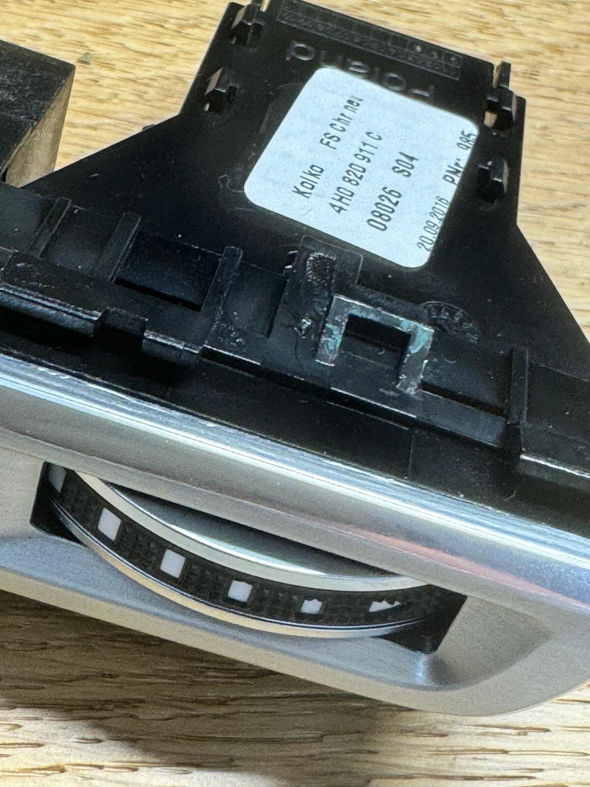 AUDI A8/S8 SCHALTLEISTE SCHALTER MITTELKONSOLE MEHRFACHSCHALTER 4H1959674DM ORIG - Obrázek 13