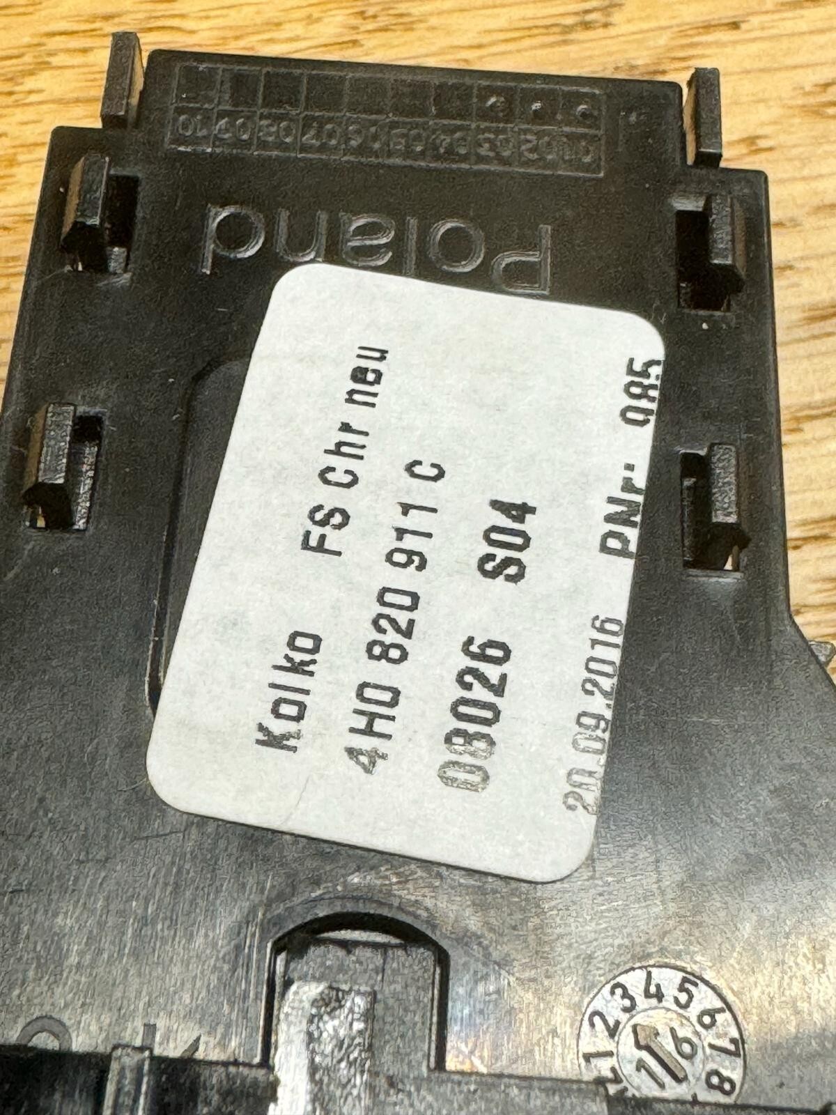 AUDI A8/S8 SCHALTLEISTE SCHALTER MITTELKONSOLE MEHRFACHSCHALTER 4H1959674DM ORIG - Obrázek 5