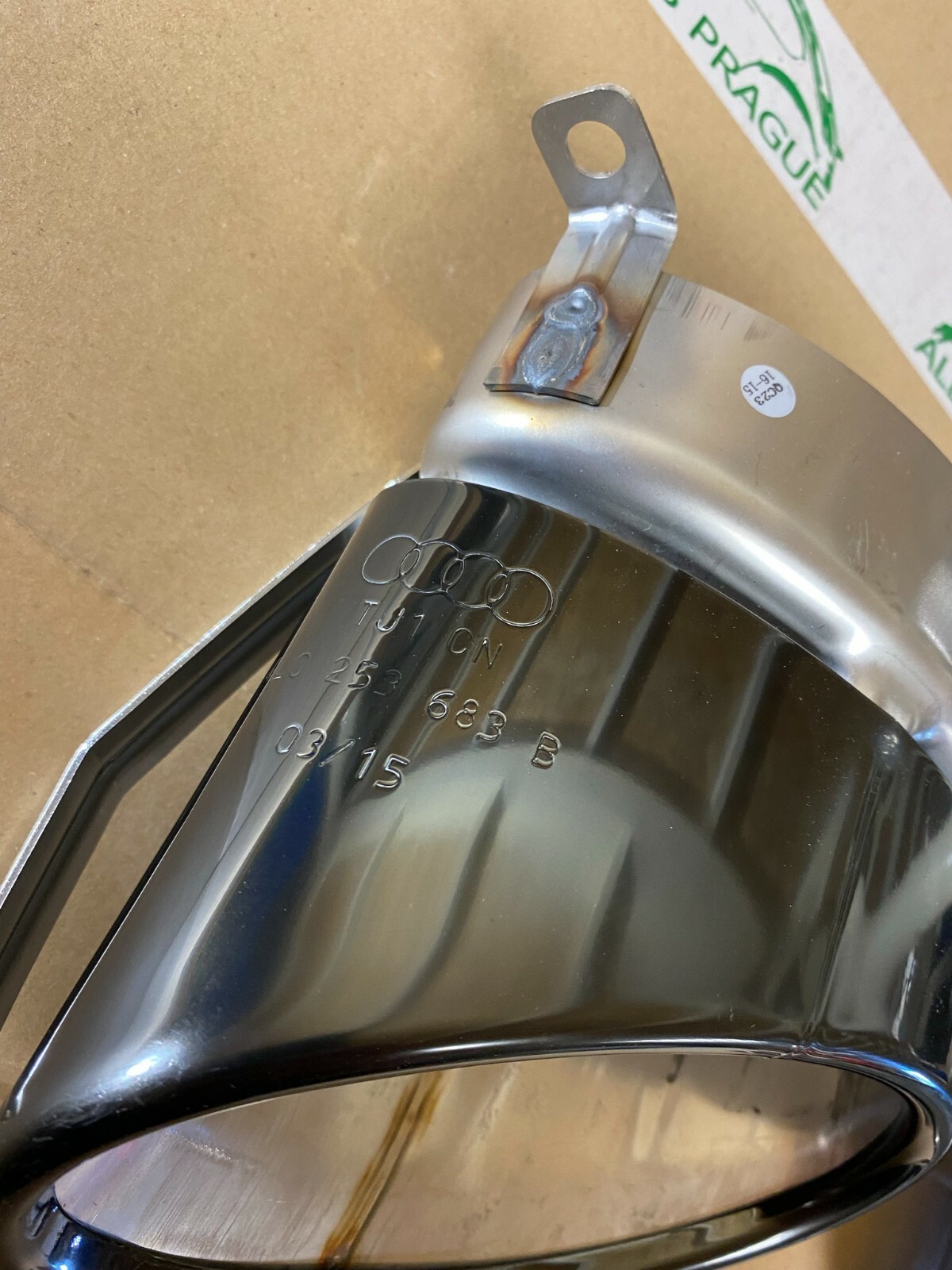 AUDI Q7 4L AUSPUFFBLENDEN SCHWARZ 4L0253683B 4L0253684B ORIGINAL NEU!!! - Obrázek 7