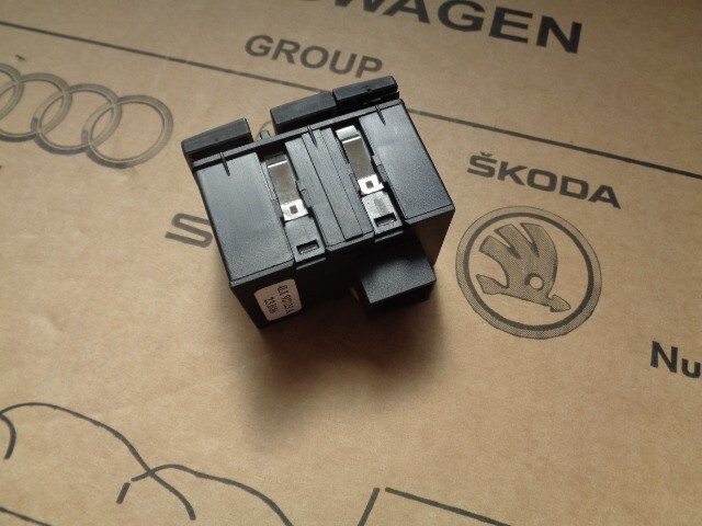AUDI Q7 4L MEHRFACHSCHALTER 4L1927123A FAST NEU TEIL DEMONT VON TEST WAGEN ORIG. - Obrázek 13