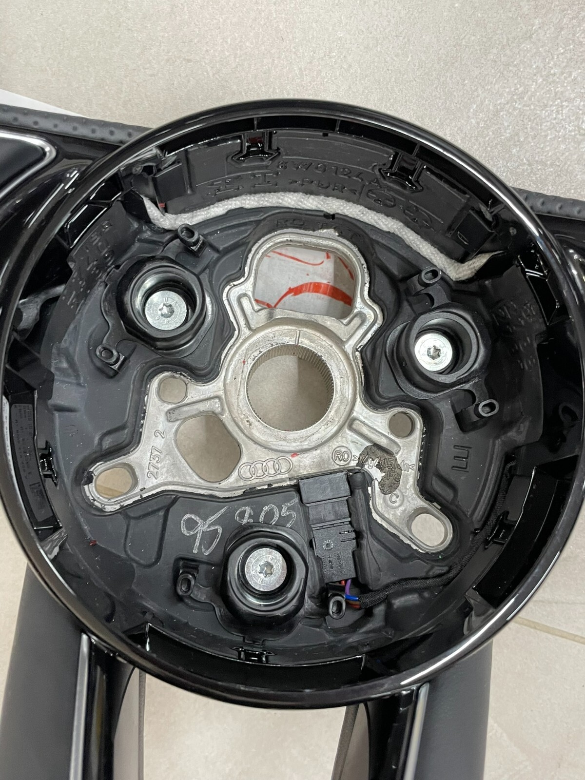 AUDI S4 S5 8W SPORT LEDER LENKRAD ABGEFLACHT GELOCHT S PADELS 8W0419091 ORIG NEU - Obrázek 11