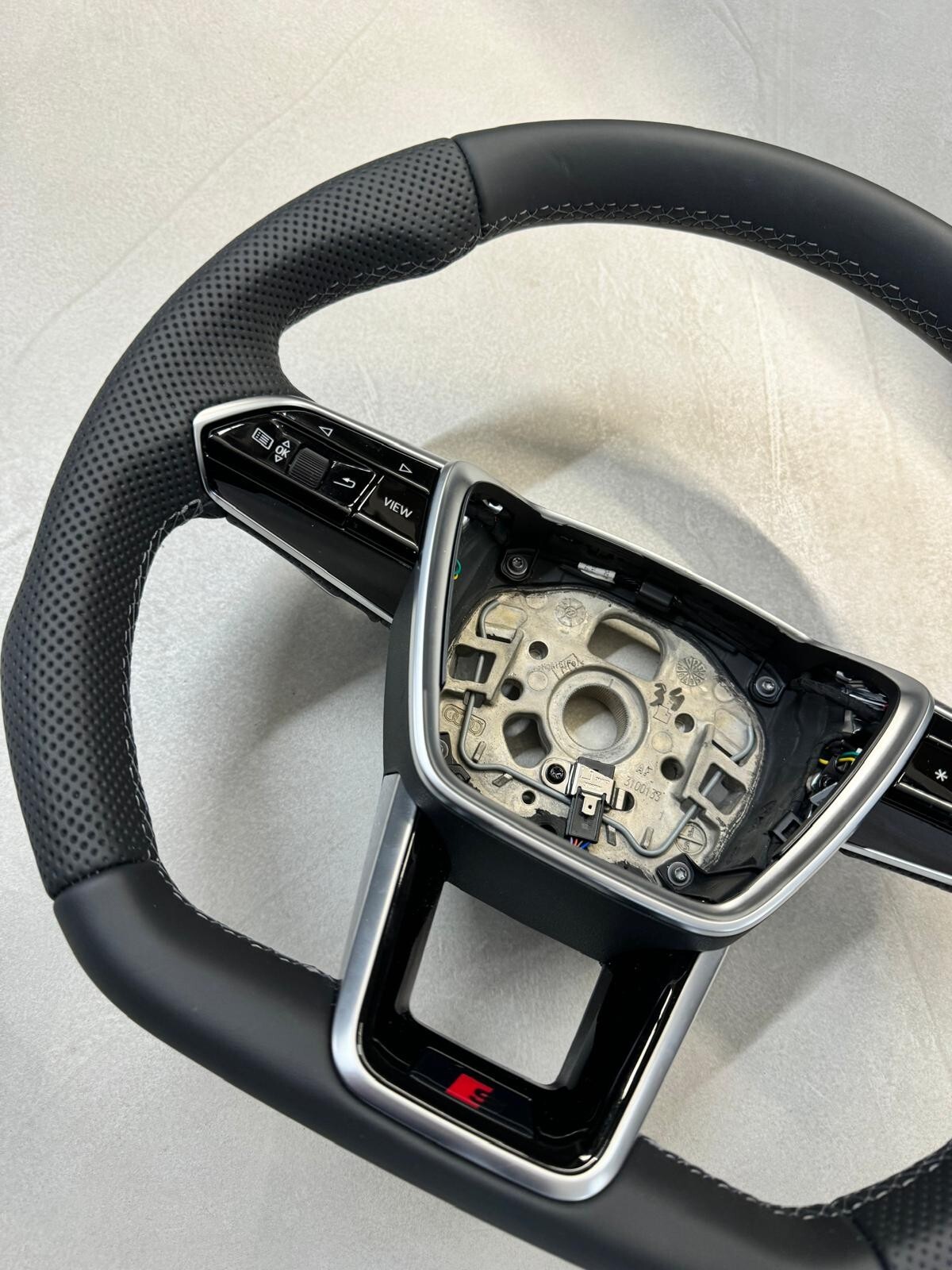 AUDI S6,A6,A7,A8 C8 SPORT LEDER LENKRAD S ABGEFLACHT-Fast Neu-Dem vom Neu Wagen - Obrázek 20