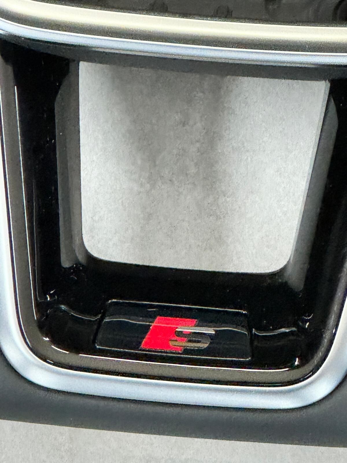 AUDI S6,A6,A7,A8 C8 SPORT LEDER LENKRAD S ABGEFLACHT-Fast Neu-Dem vom Neu Wagen - Obrázek 4