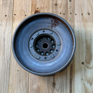 AUDI SCHWUNGRAD A4 A5 A6 Q5 AUTOMAT SCHWUNGRAD 0CK105317F Fast Neu nur Km 26360