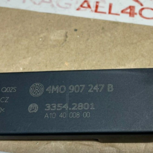 AUDI VW ANTENNE FÜR ZUGANG STARTBERECHTIGUNG (KESSY) 4M0907247B Fast Neu d Test