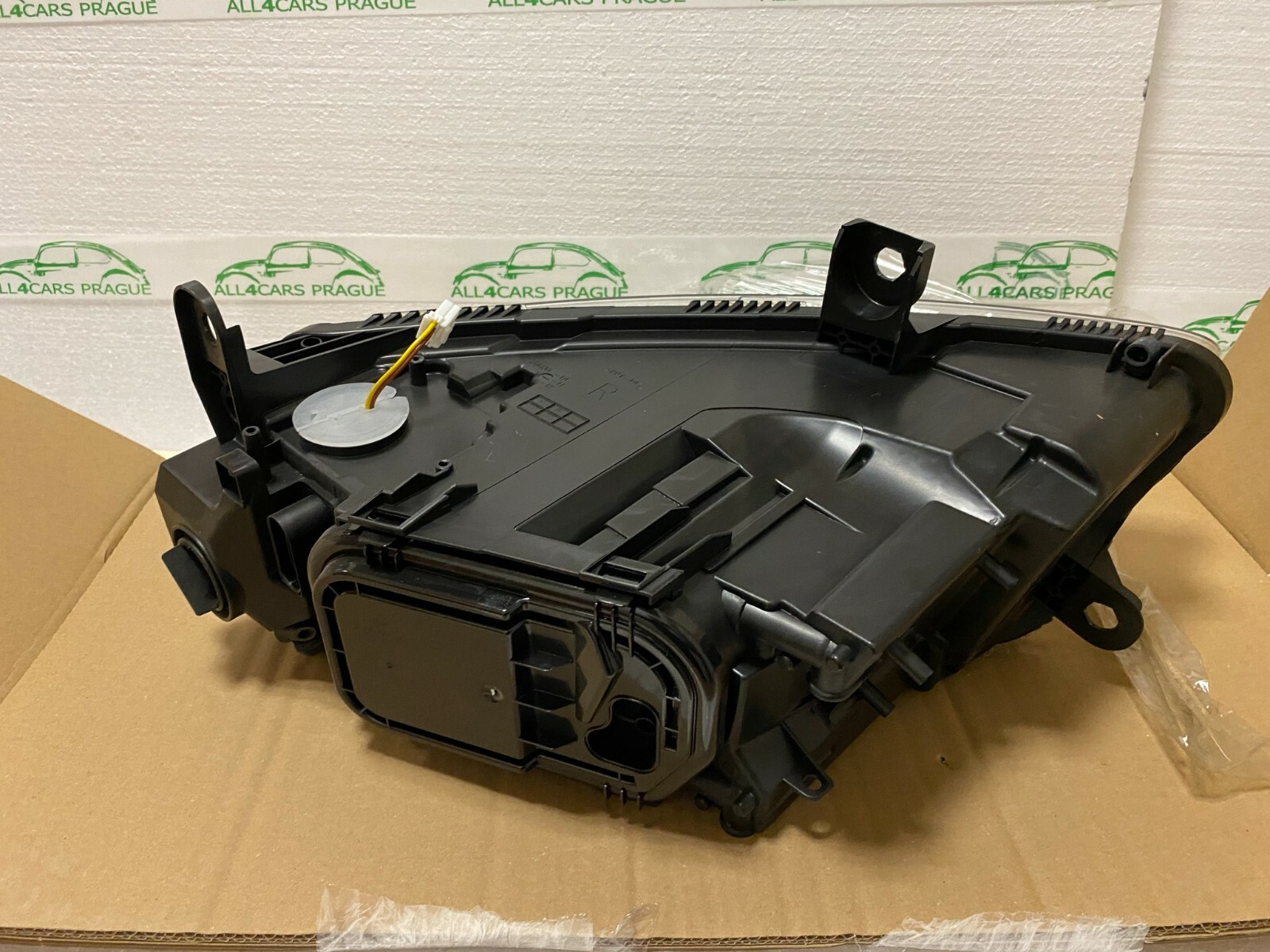 Audi A6 4F 2009-2011 R+L LED XENON NEW ORIG. 4F0941029DG + 4F0941030DG, US MODEL - Obrázek 10