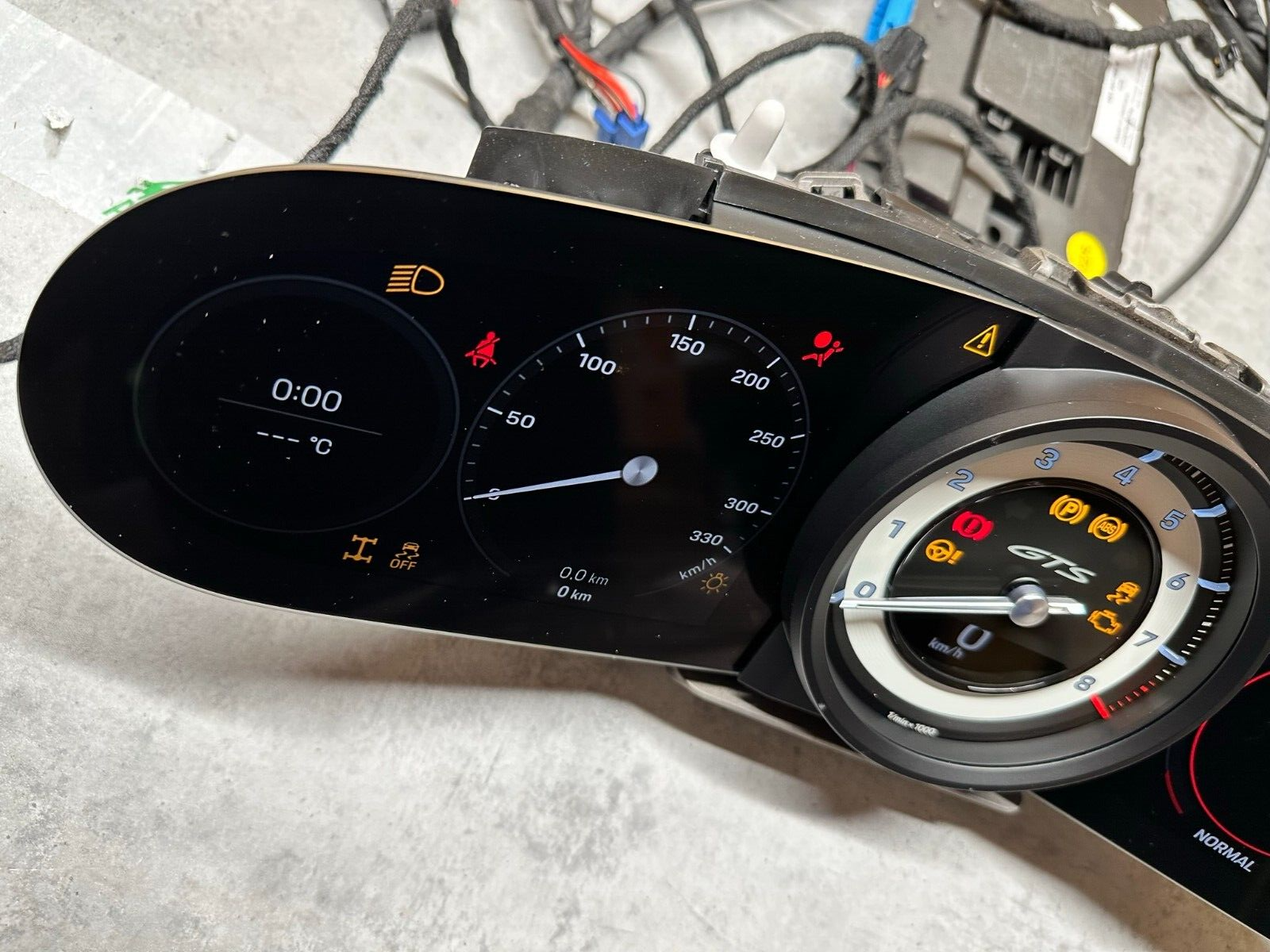 KOMBIINSTRUMENT VIRTUAL COCKPIT PORSCHE 992 GTS 992920941D WEISS NEU - 0 KM! - Obrázek 16