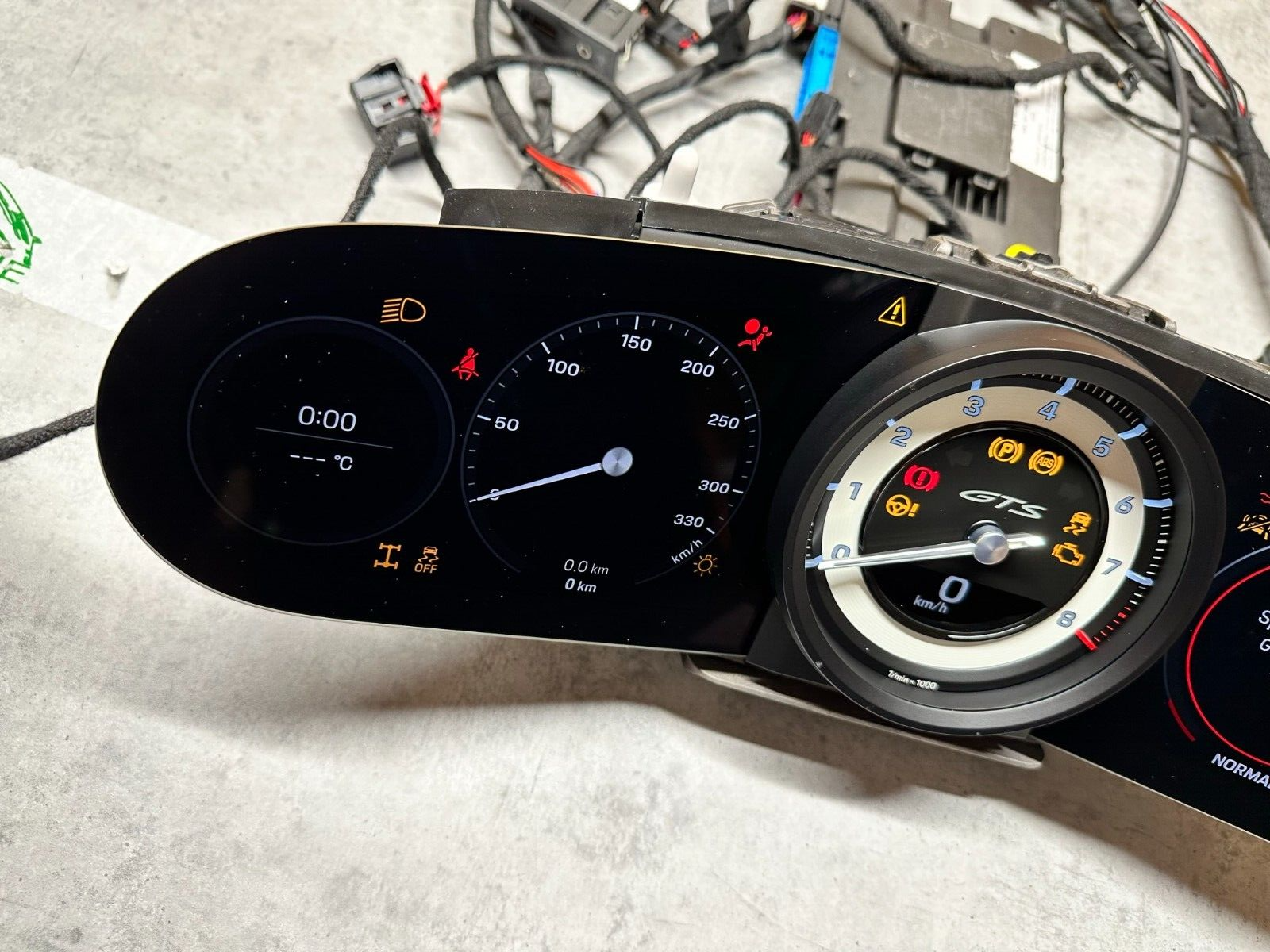 KOMBIINSTRUMENT VIRTUAL COCKPIT PORSCHE 992 GTS 992920941D WEISS NEU - 0 KM! - Obrázek 20