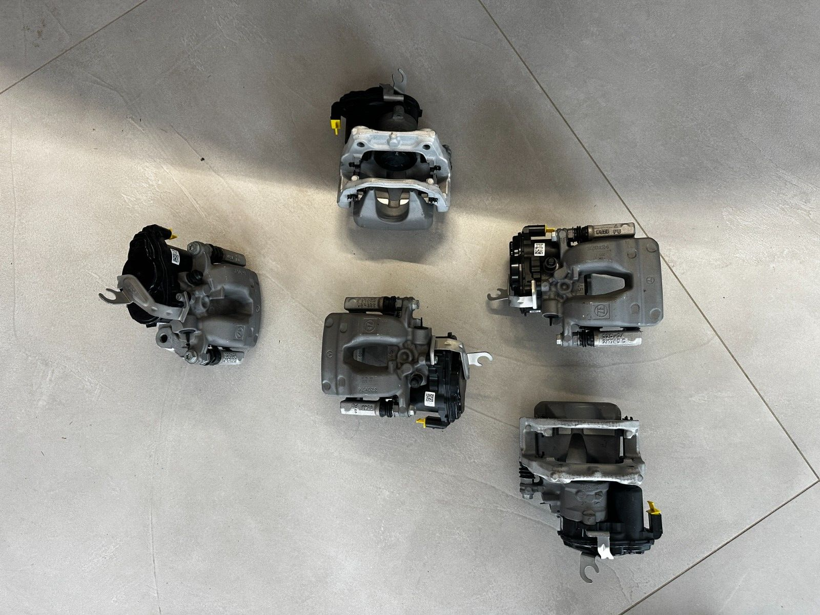 MERCEDES BENZ ELEKTRISHE BREMSATTEL HINTEN 320*24 1T628B 052BFU 2K745C ORIG.NEU - Obrázek 14