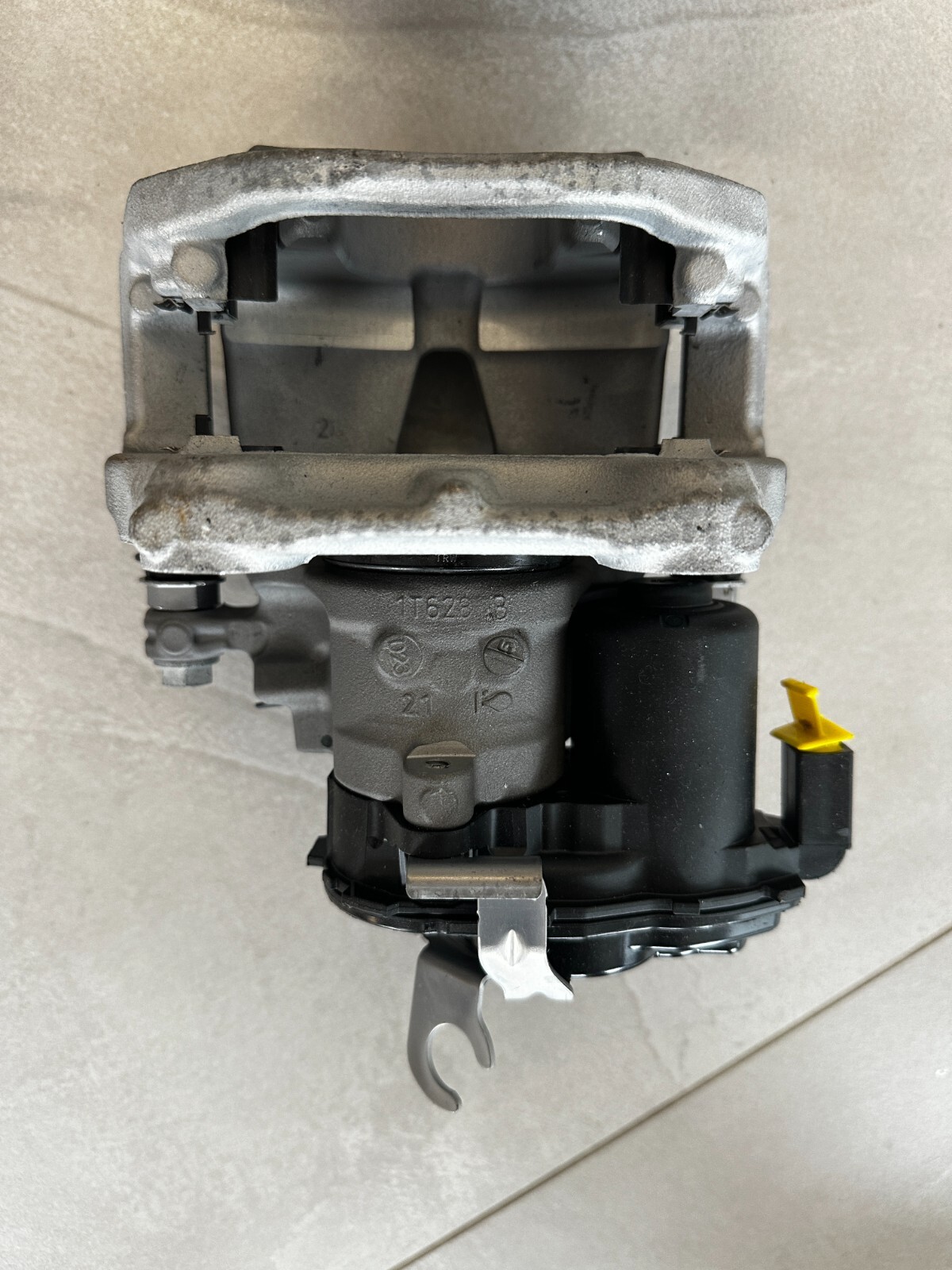 MERCEDES BENZ ELEKTRISHE BREMSATTEL HINTEN 320*24 1T628B 052BFU 2K745C ORIG.NEU - Obrázek 8