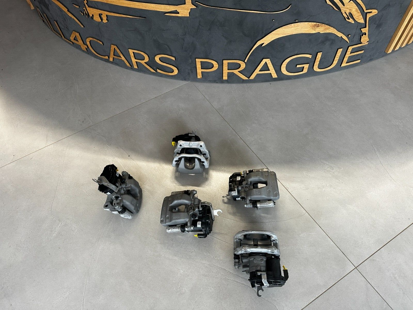 MERCEDES BENZ ELEKTRISHE BREMSATTEL HINTEN 320*24 1T628B 052BFU 2K745C ORIG.NEU