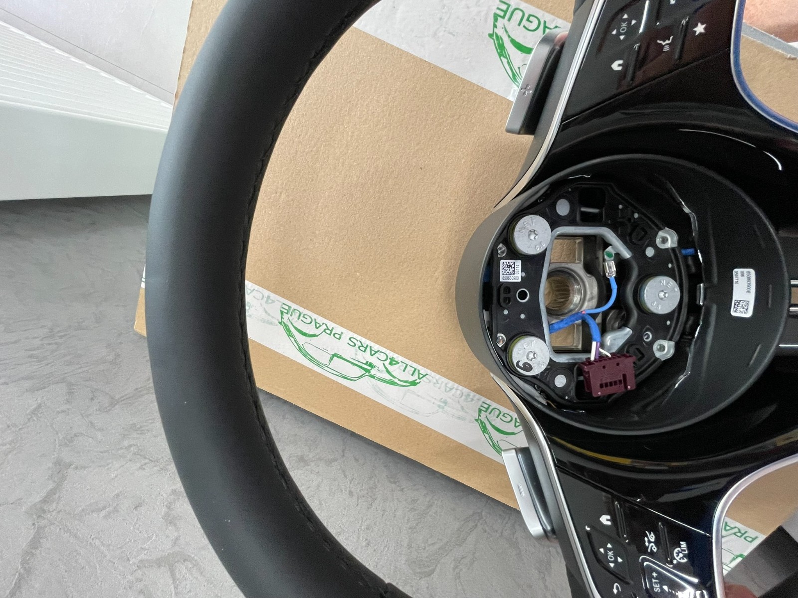 MERCEDES-BENZ LENKRAD LEDER SPORT A0004602218 FAST NEU- KM STAND NUR 1375 KM - Obrázek 23