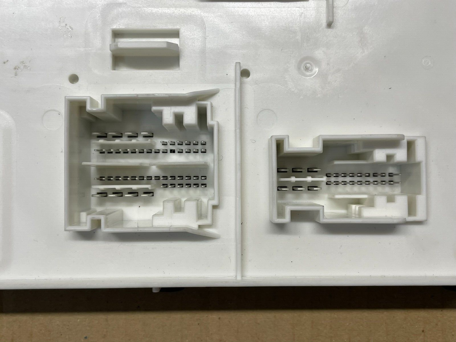 MERCEDES BENZ W246 W156 / INFINITI Q30 STEUERGERÄT A1569007402 DEM V TEST CAR - Obrázek 8