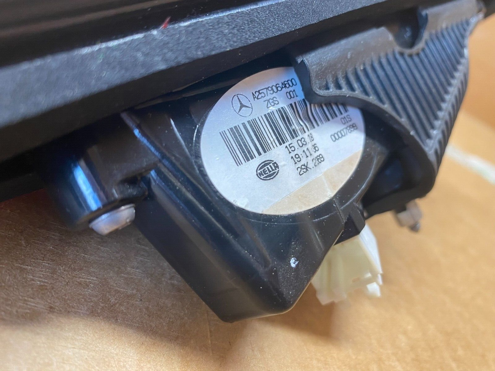 MERCEDES CLS W257 RÜCKLEUCHTE SATZ L+R A2579064600 + A2579064700 Fast Neu Test.. - Obrázek 5