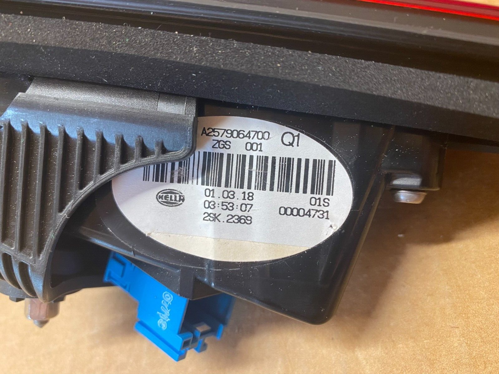 MERCEDES CLS W257 RÜCKLEUCHTE SATZ L+R A2579064600 + A2579064700 Fast Neu Test.. - Obrázek 6