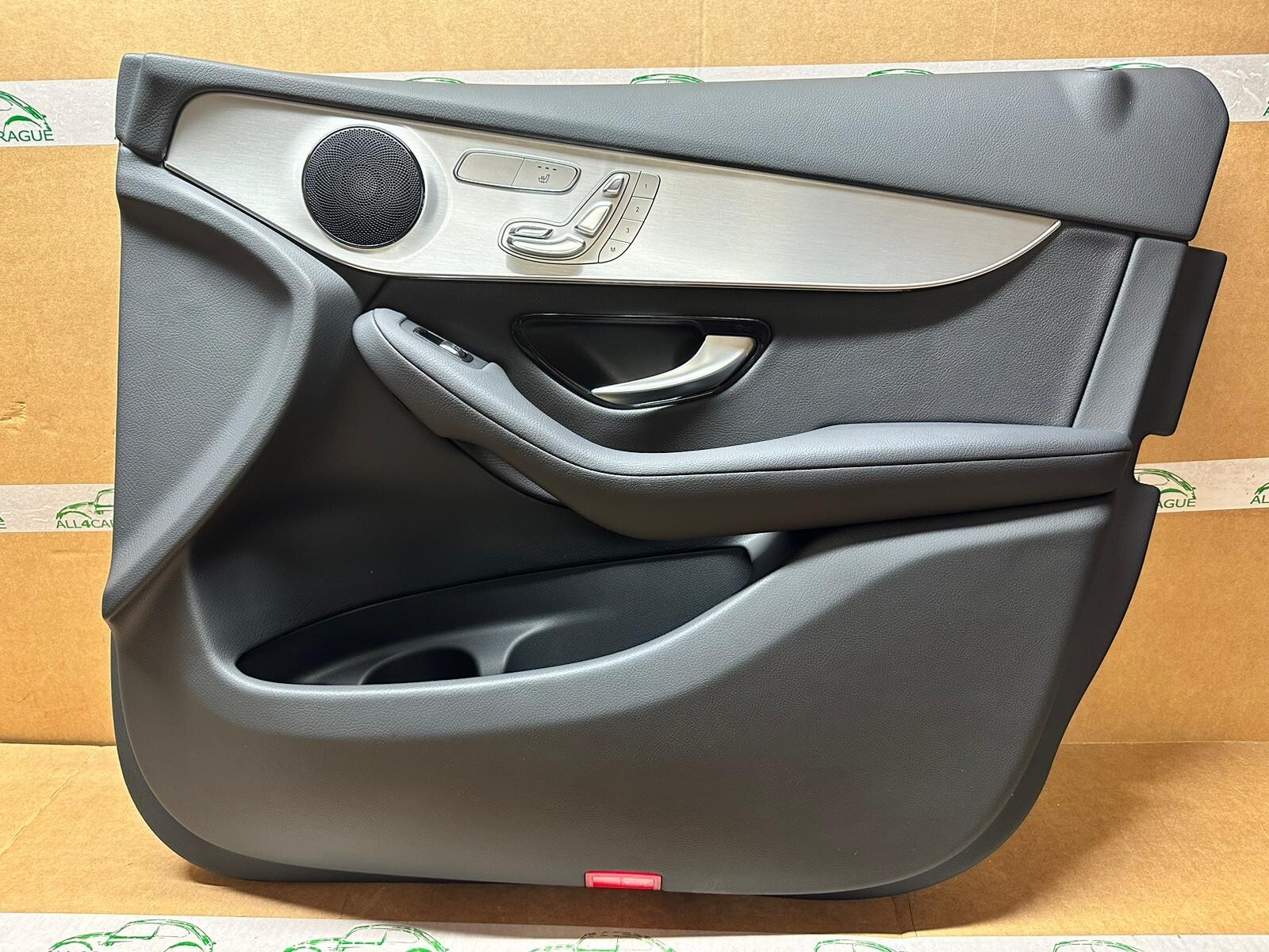 MERCEDES GLC X253 TÜRVERKLEIDUNG VORNE RECHTS SCHWARZ A2057200295