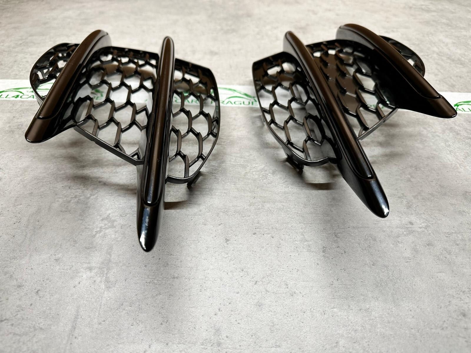 MERCEDES S-KLASS 223 STOSSFÄNGER-LÜFTUNGSGITTER A2238851801 A2238851901 Fast Neu - Obrázek 3