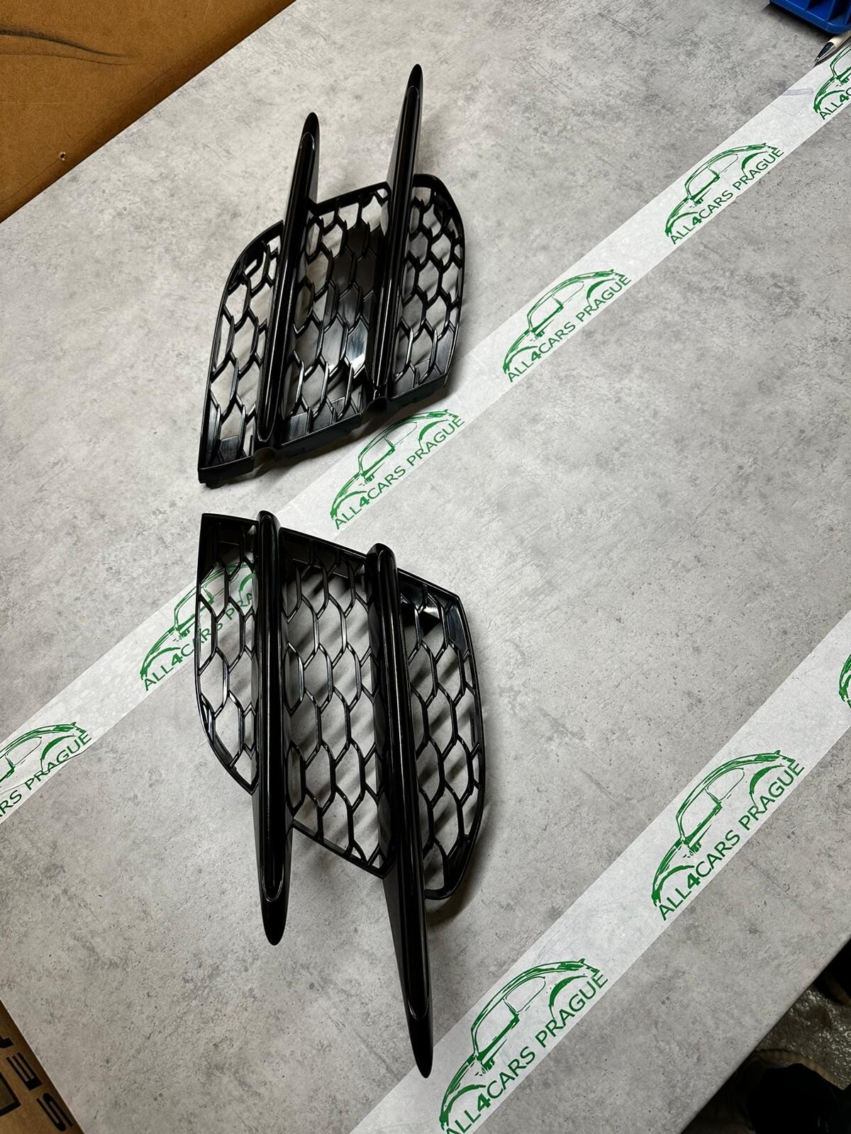 MERCEDES S-KLASS 223 STOSSFÄNGER-LÜFTUNGSGITTER A2238851801 A2238851901 Fast Neu - Obrázek 5