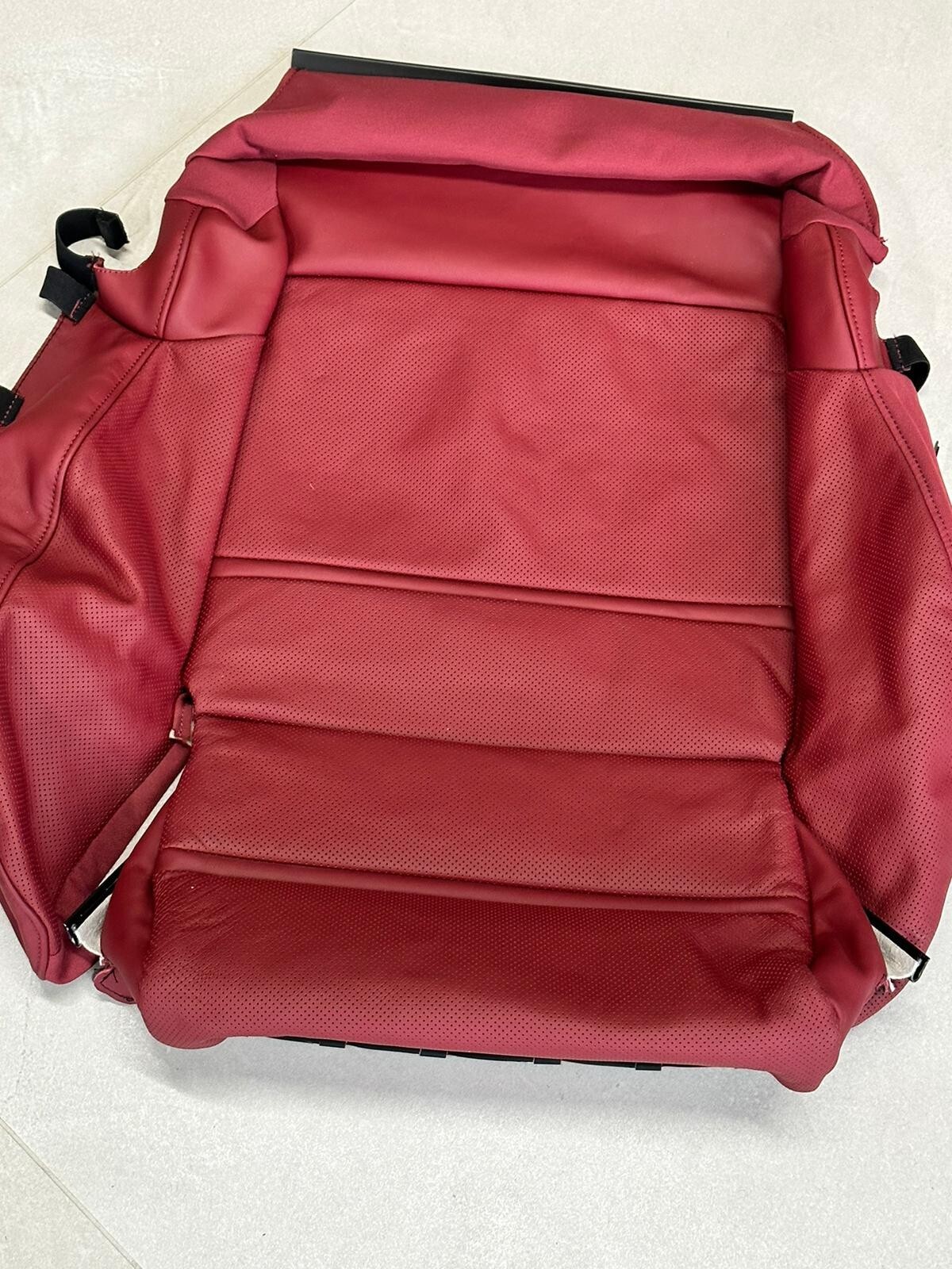 PORSCHE CAYENNE 9Y SITZBEZUG SPORT SITZ LEDER ROT 9Y0881406AM OG6 ORIG.NEU!!! - Obrázek 3