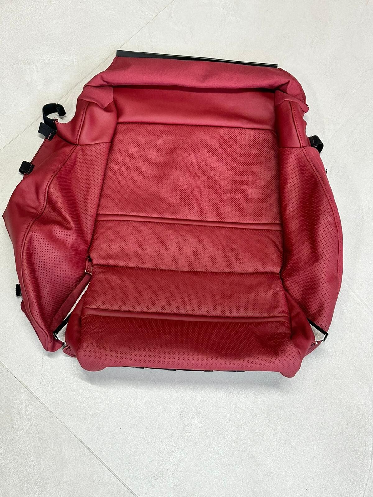 PORSCHE CAYENNE 9Y SITZBEZUG SPORT SITZ LEDER ROT 9Y0881406AM OG6 ORIG.NEU!!!