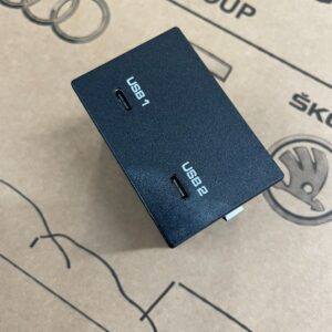 PORSCHE CAYENNE MACAN MULTIMEDIA SCHNITTSTELLE USB-C BUCHSEN 9Y0035736A Fast Neu