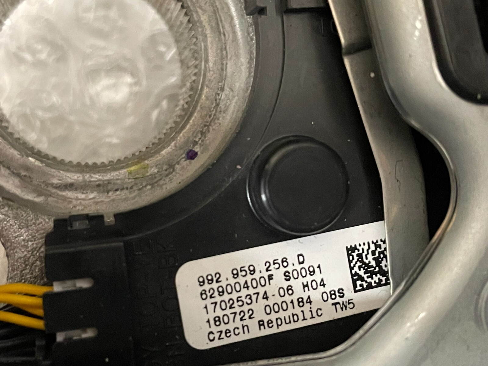 PORSCHE GTS LENKRAD CARBON ALCANTARA LEDER KOMPLET FAST NEU - DEM FROM NEW CAR - Obrázek 20