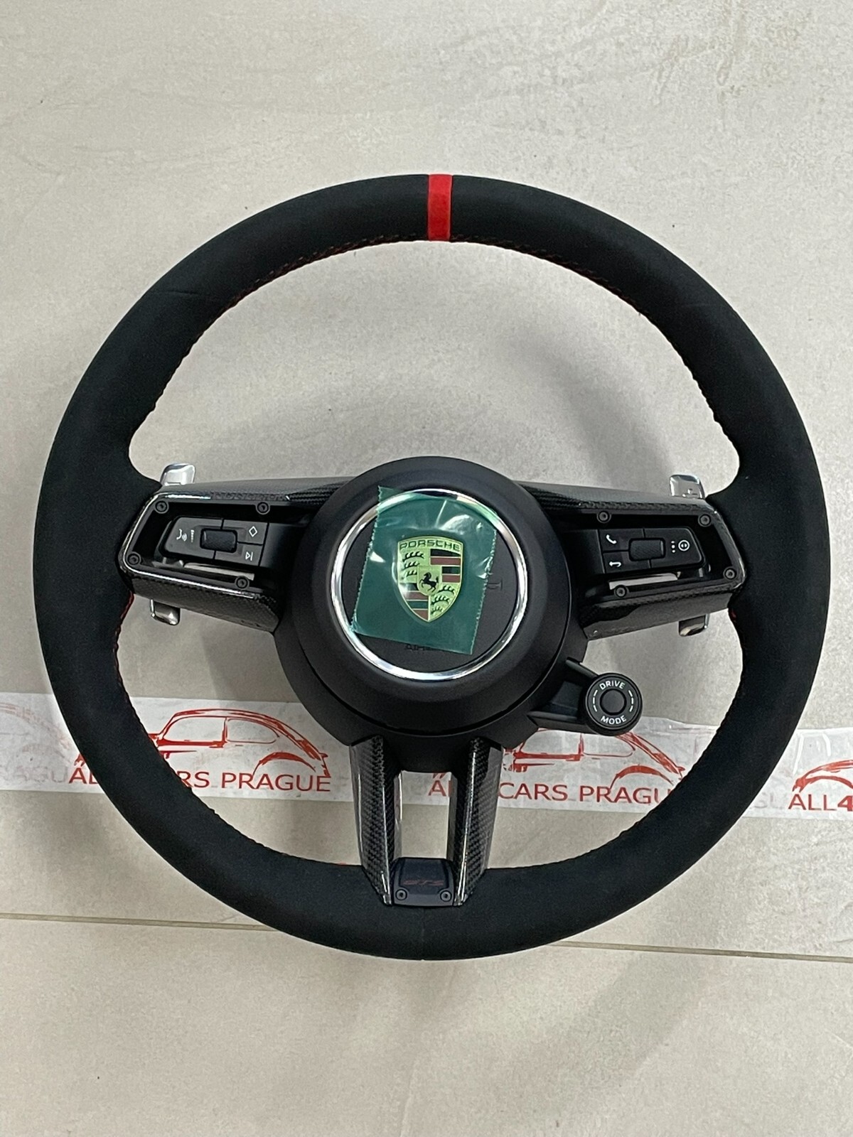 PORSCHE GTS LENKRAD CARBON ALCANTARA LEDER KOMPLET FAST NEU - DEM FROM NEW CAR