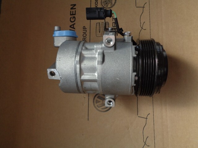 ŠKODA CITIGO KLIMAKOMPRESSOR 1S0816803A ORIG.SKODA TEIL - NEU-FOTOS GUCKEN !!! - Obrázek 18