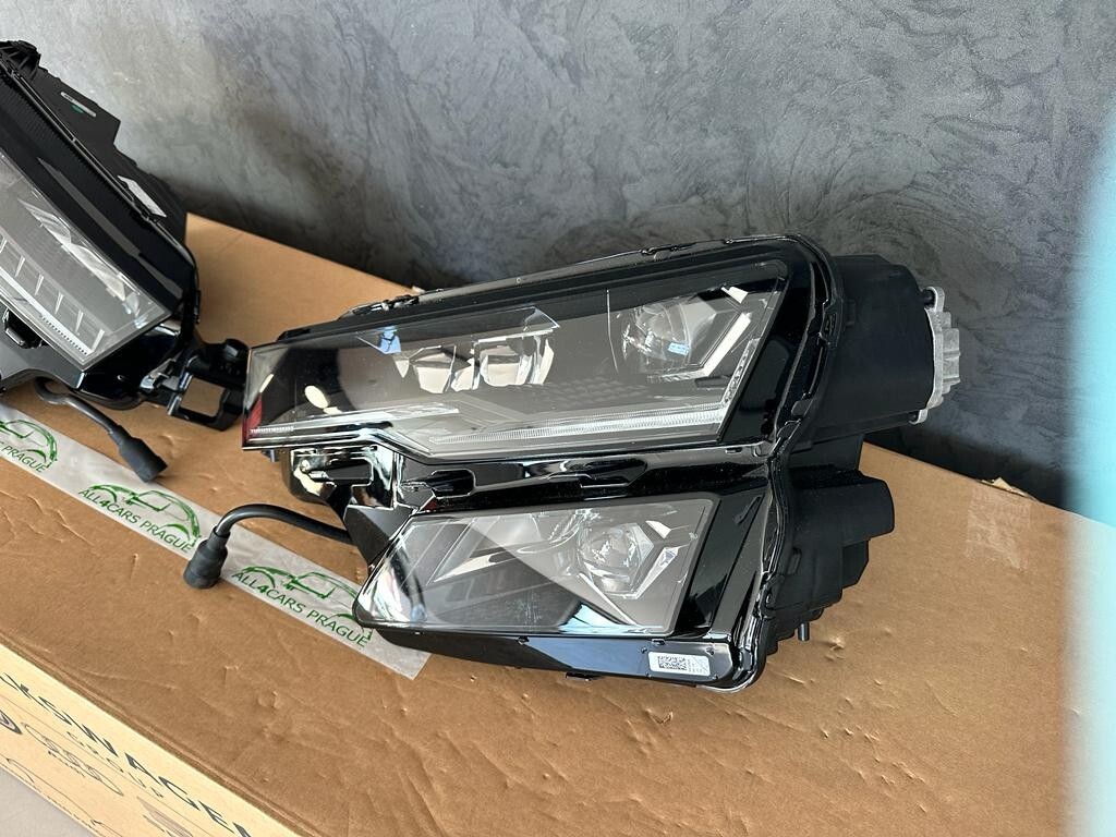 SKODA KAROQ FRONTSCHEINWERFER SATZ L+R 57B941035 + 57B941036 CRYSTAL HEADLIGHTS - Obrázek 25