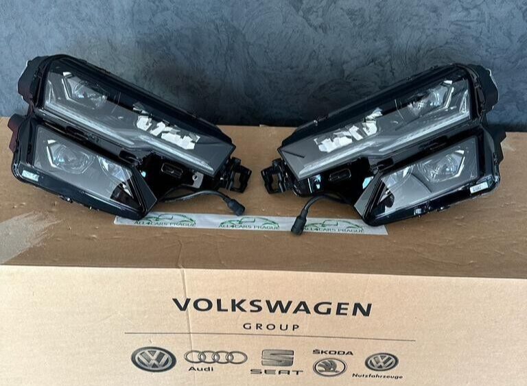 SKODA KAROQ FRONTSCHEINWERFER SATZ L+R 57B941035 + 57B941036 CRYSTAL HEADLIGHTS