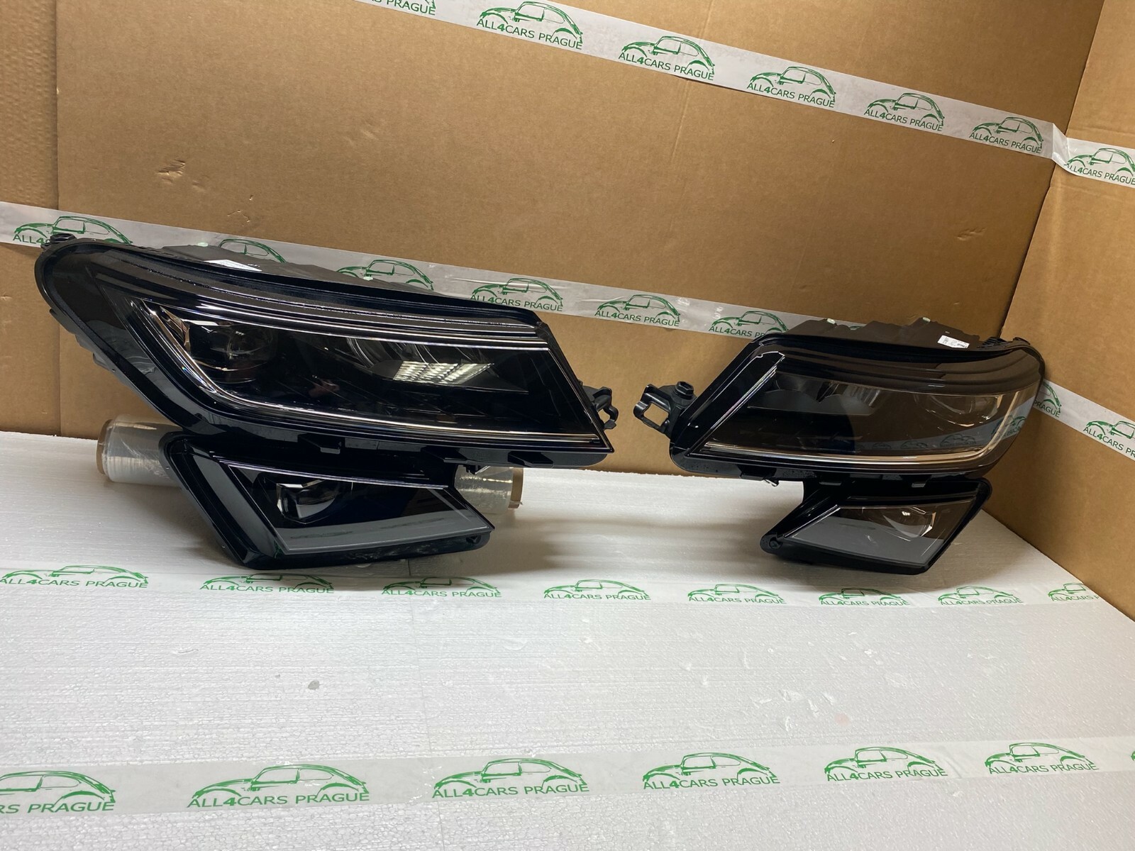 SKODA KODIAQ SCHEINWERFER VOLL LED SATZ L+R 566941015C 566941016C ORIGINAL NEU!!