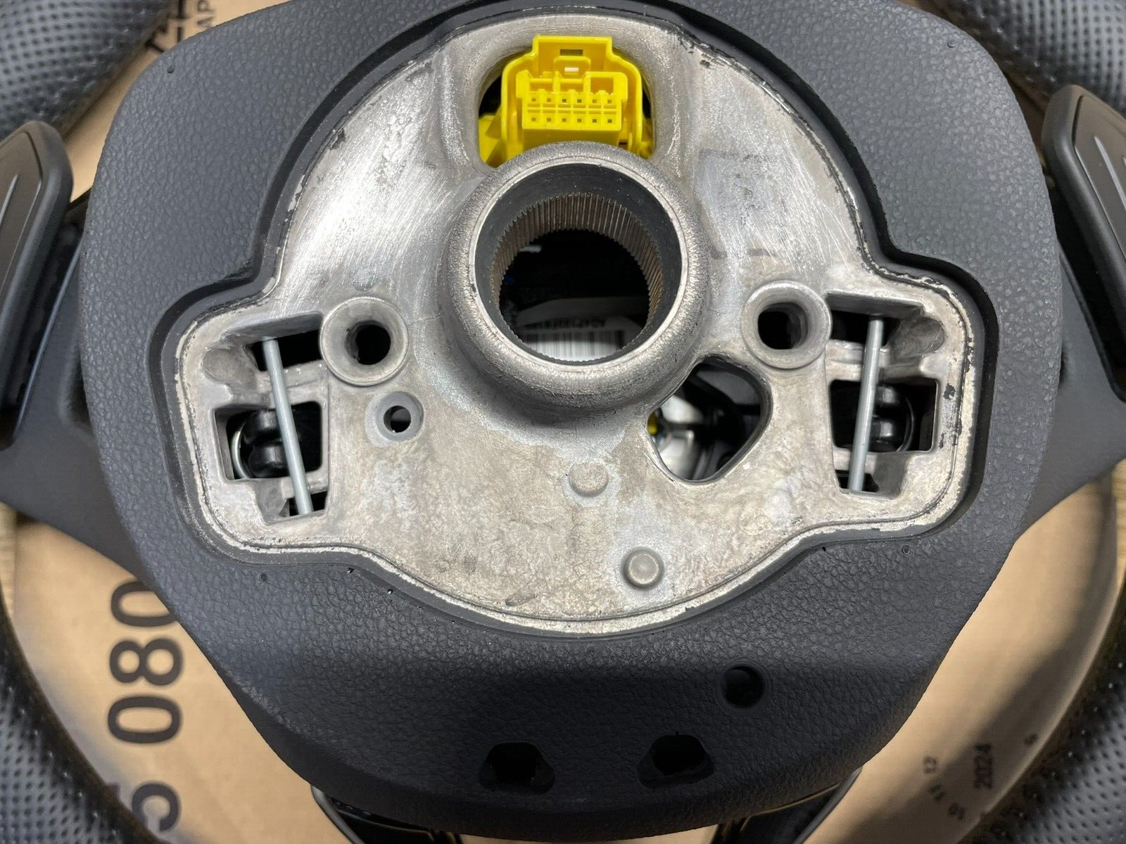 ŠKODA LENKRAD LEDER SPORT TIPTRONIC MIT RS LOGO COMPLET 5E3419093P + 6VA880201 - Obrázek 19