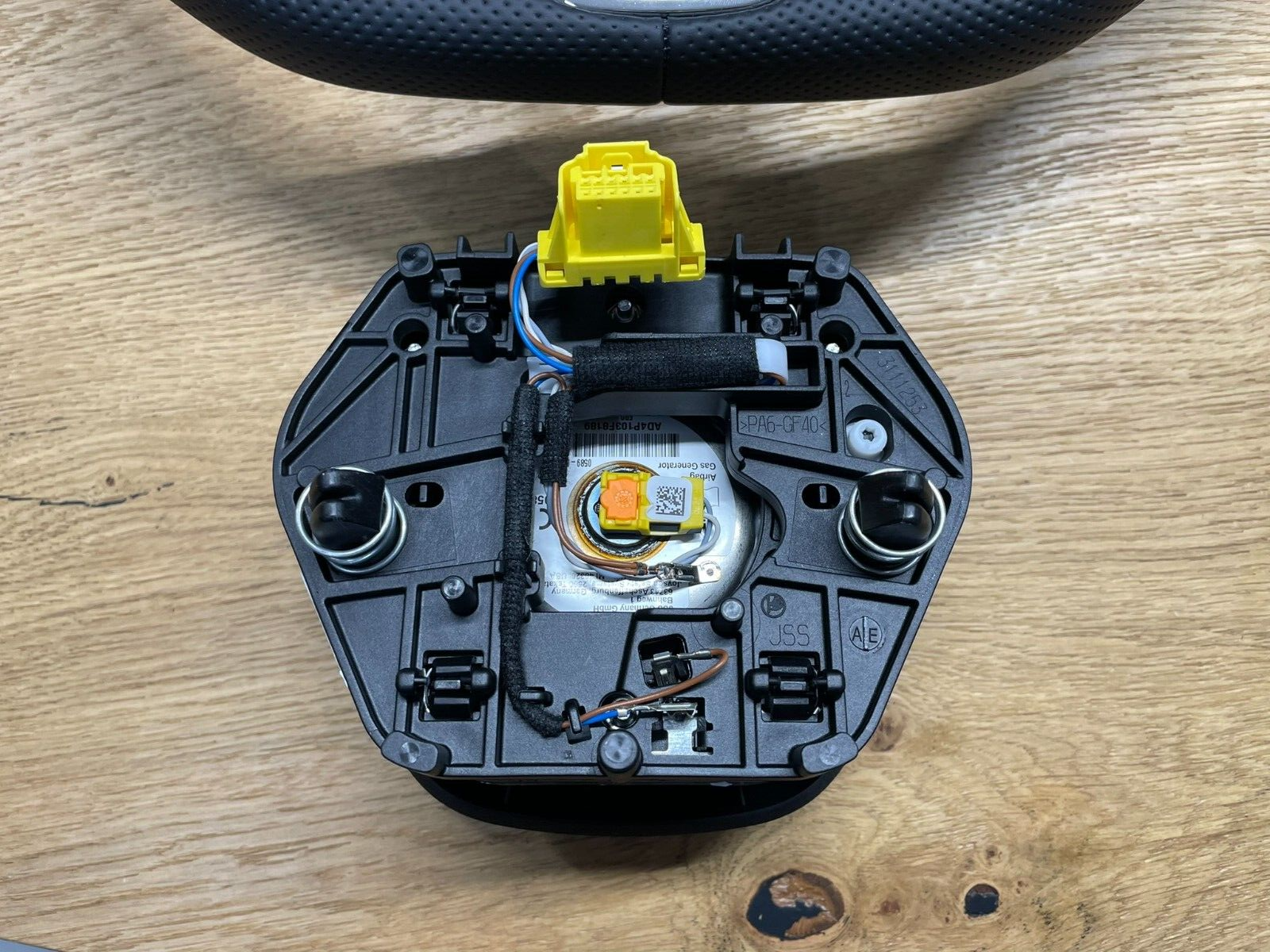 ŠKODA LENKRAD LEDER SPORT TIPTRONIC MIT RS LOGO COMPLET 5E3419093P + 6VA880201 - Obrázek 22